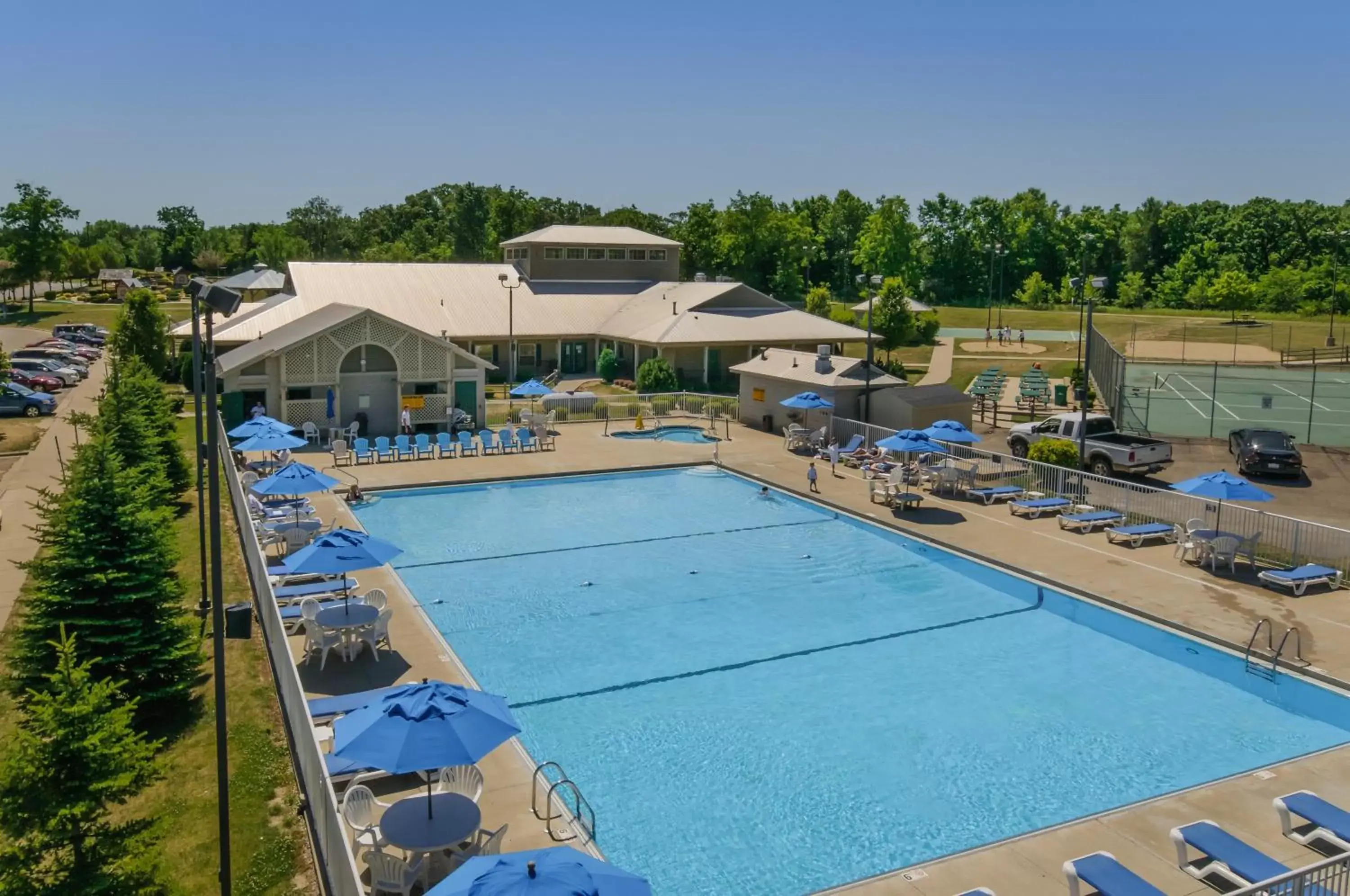 Swimming pool, Pool View in Holiday Inn Club Vacations Fox River Resort at Sheridan