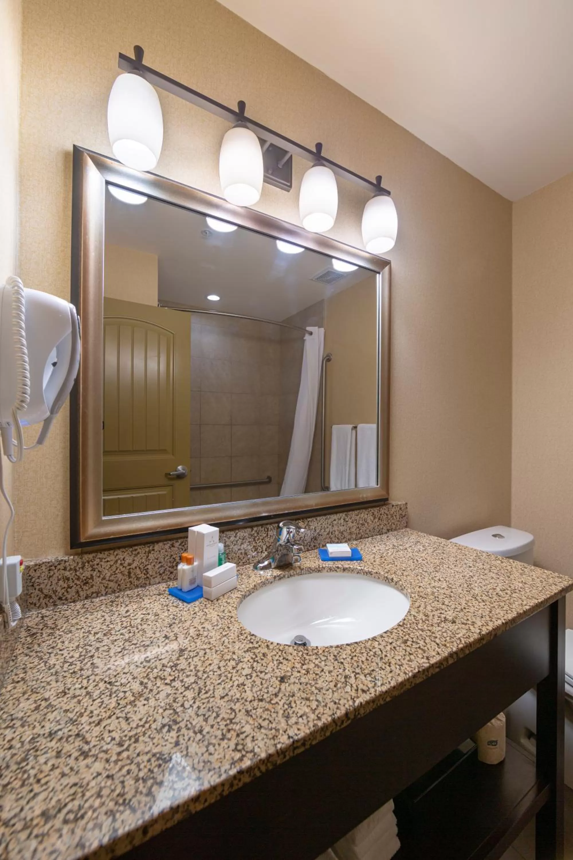 Bathroom in Bayview Hotel