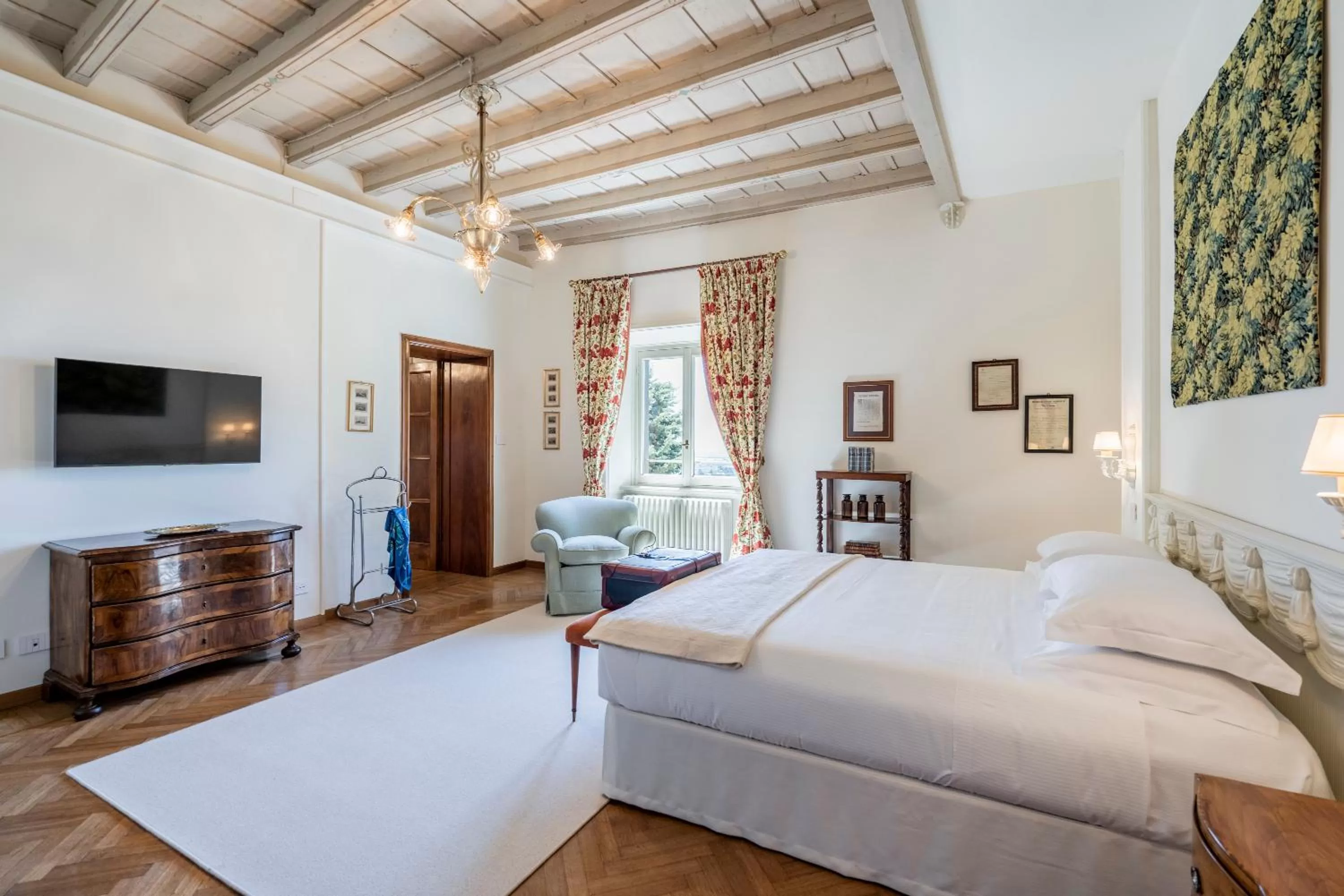 Photo of the whole room, Bed in FORESTERIA di PALAZZO RADICI