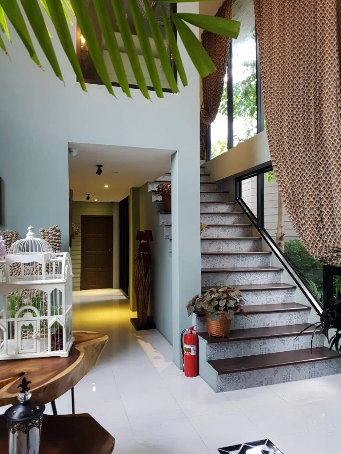 Facade/entrance in Sri Ngachang