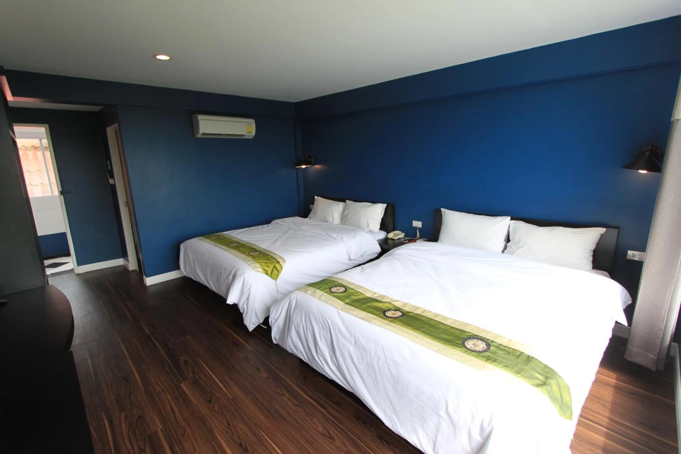 Bed in Chaolao Tosang Beach Hotel