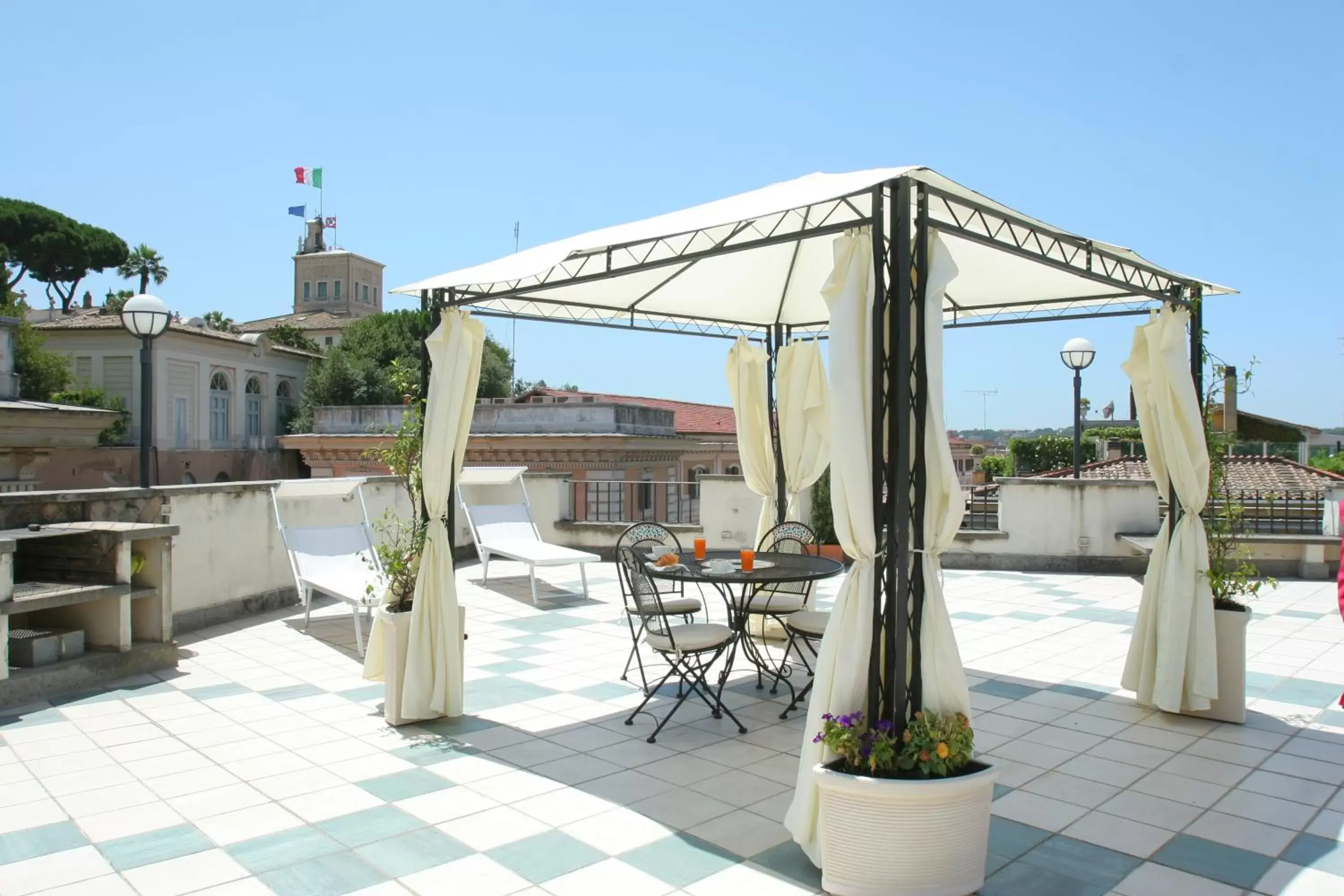 Double Room with Terrace - Attic in Hotel Fellini