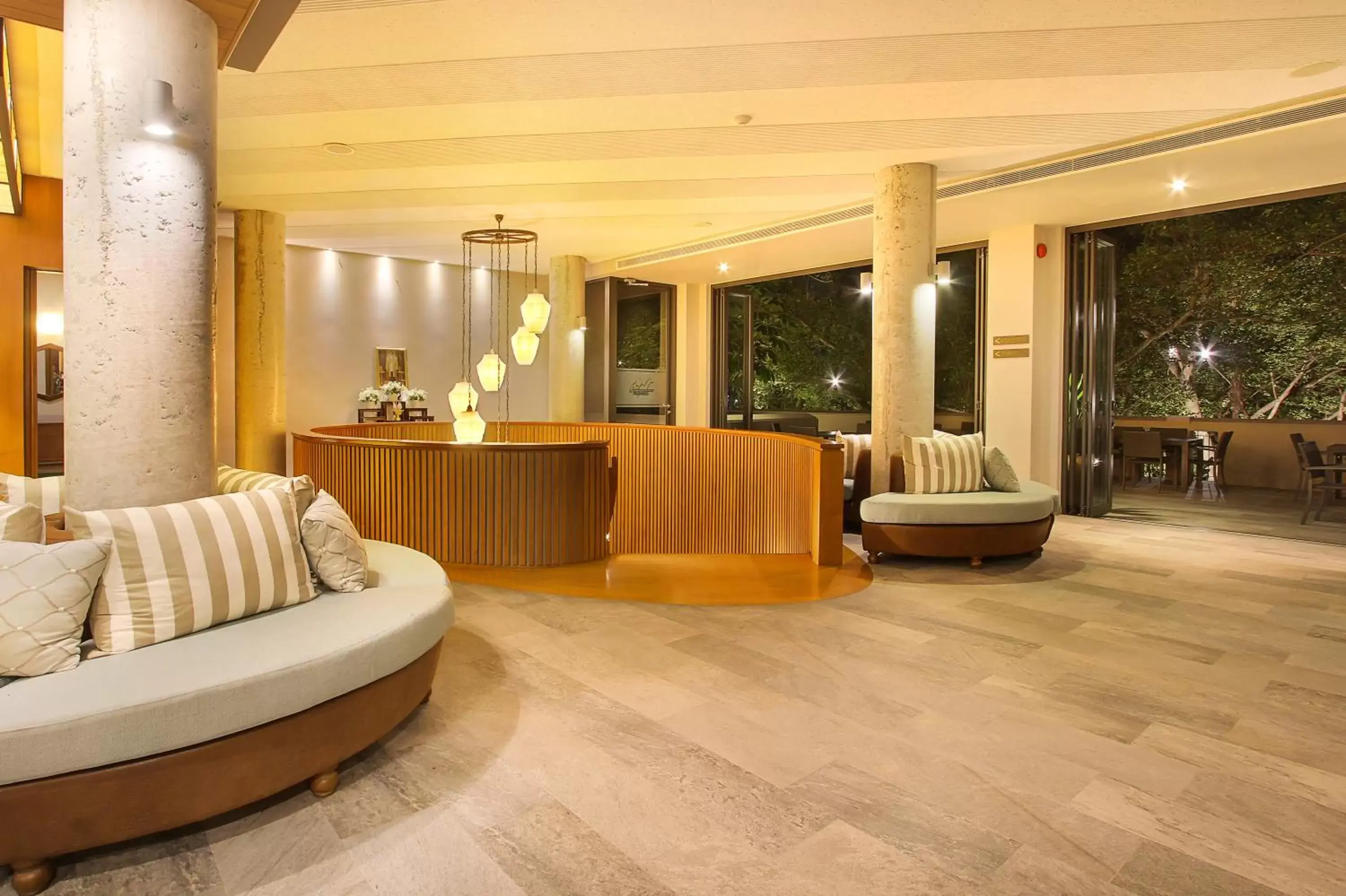 Lobby or reception, Lobby/Reception in Rimnaam Klangchan Hotel - SHA Plus