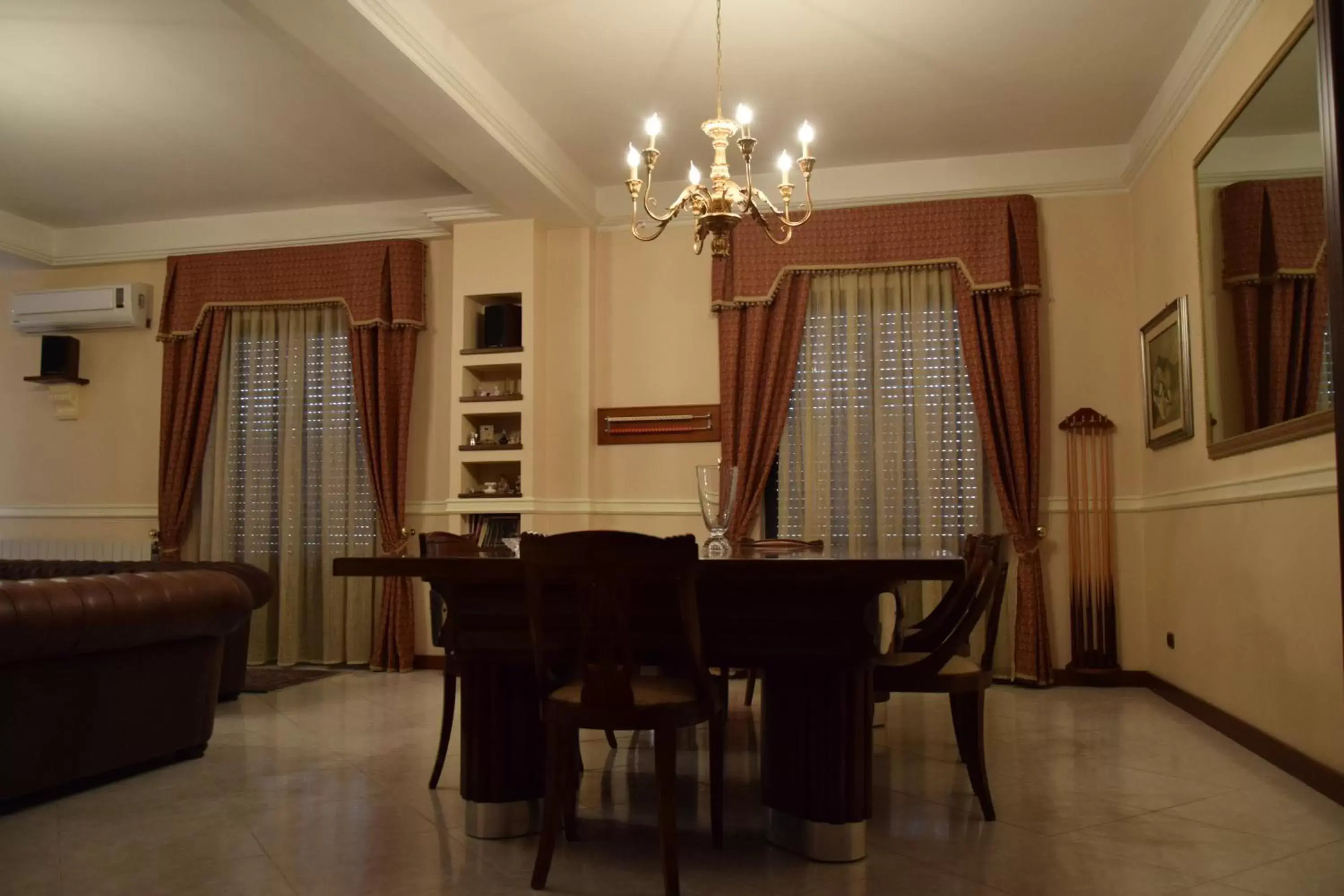 Dining Area in La Suite del Vulcano