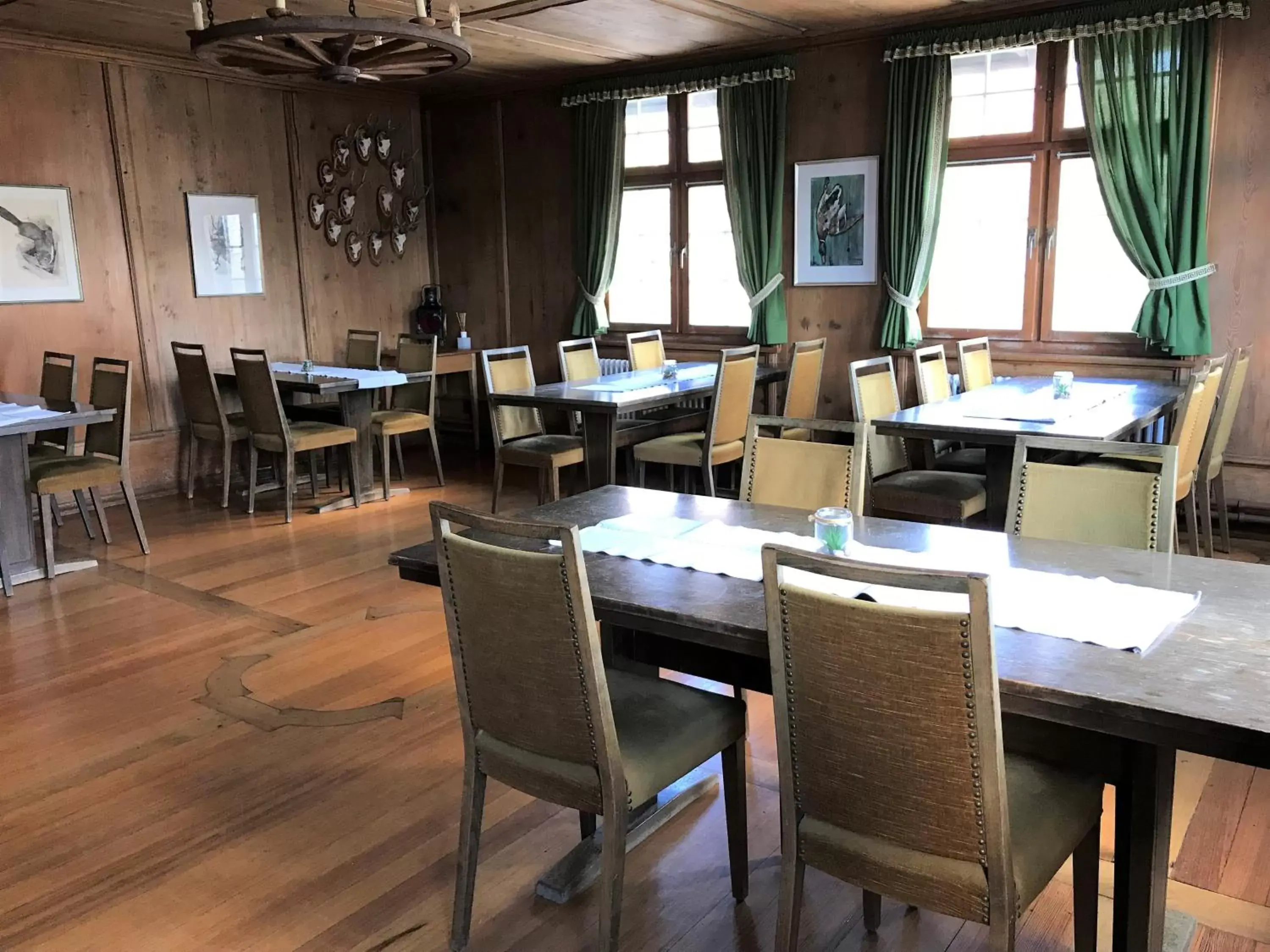 Restaurant/Places to Eat in Gasthaus zum Goldenen Kreuz