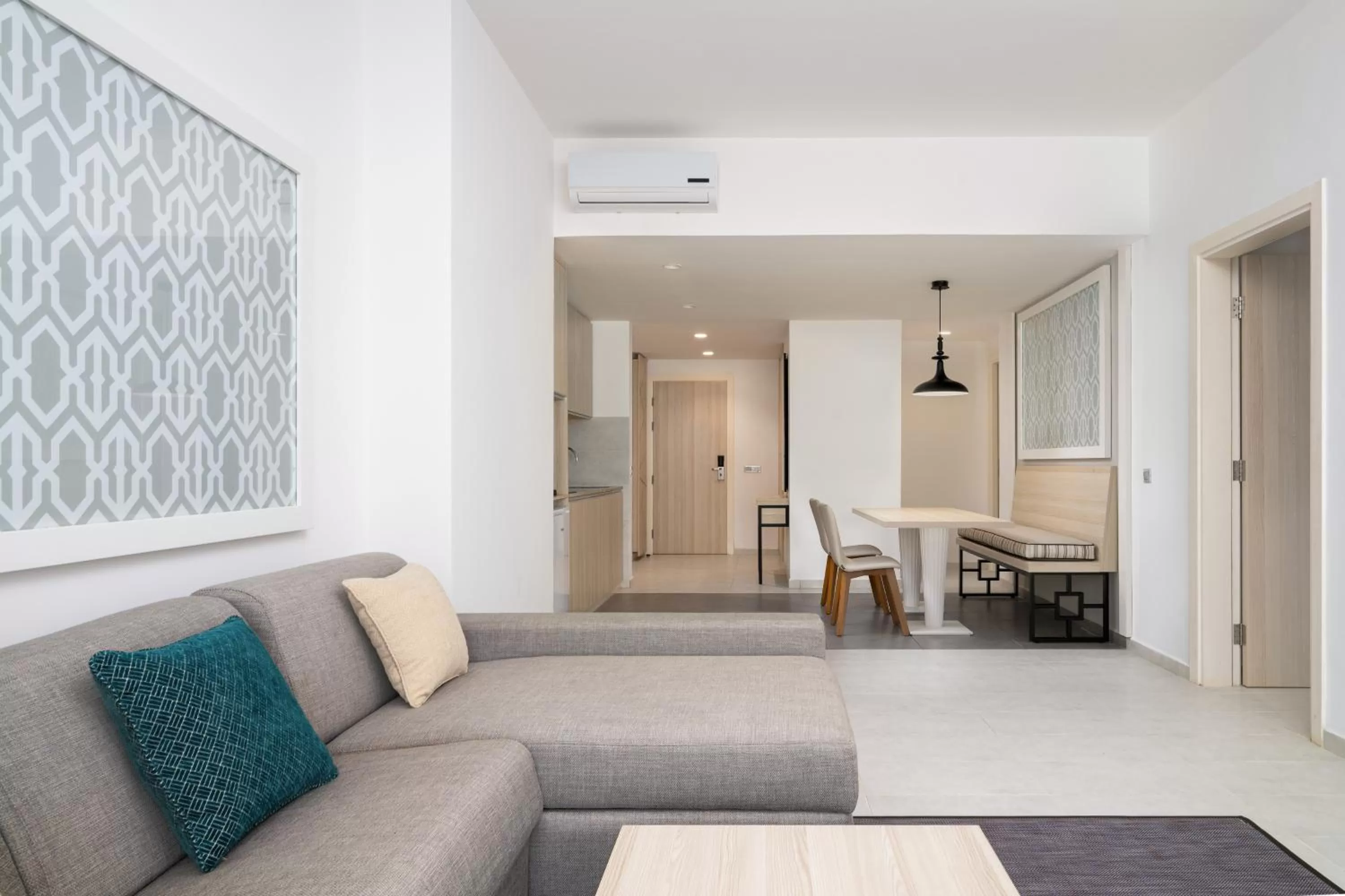 Kitchen or kitchenette in Radisson Blu Residences, Saidia