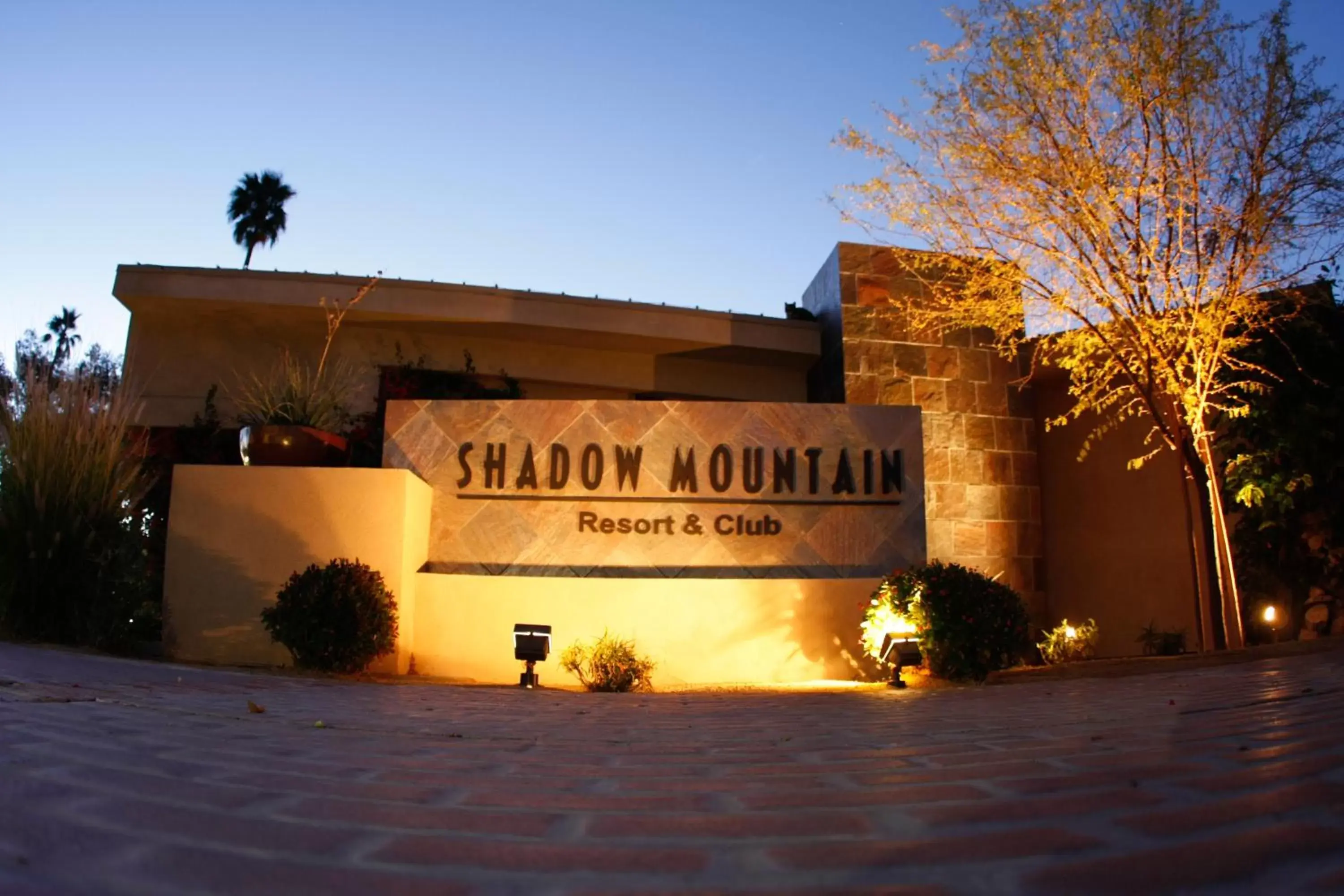 Facade/entrance, Property Building in Shadow Mountain Resort & Club
