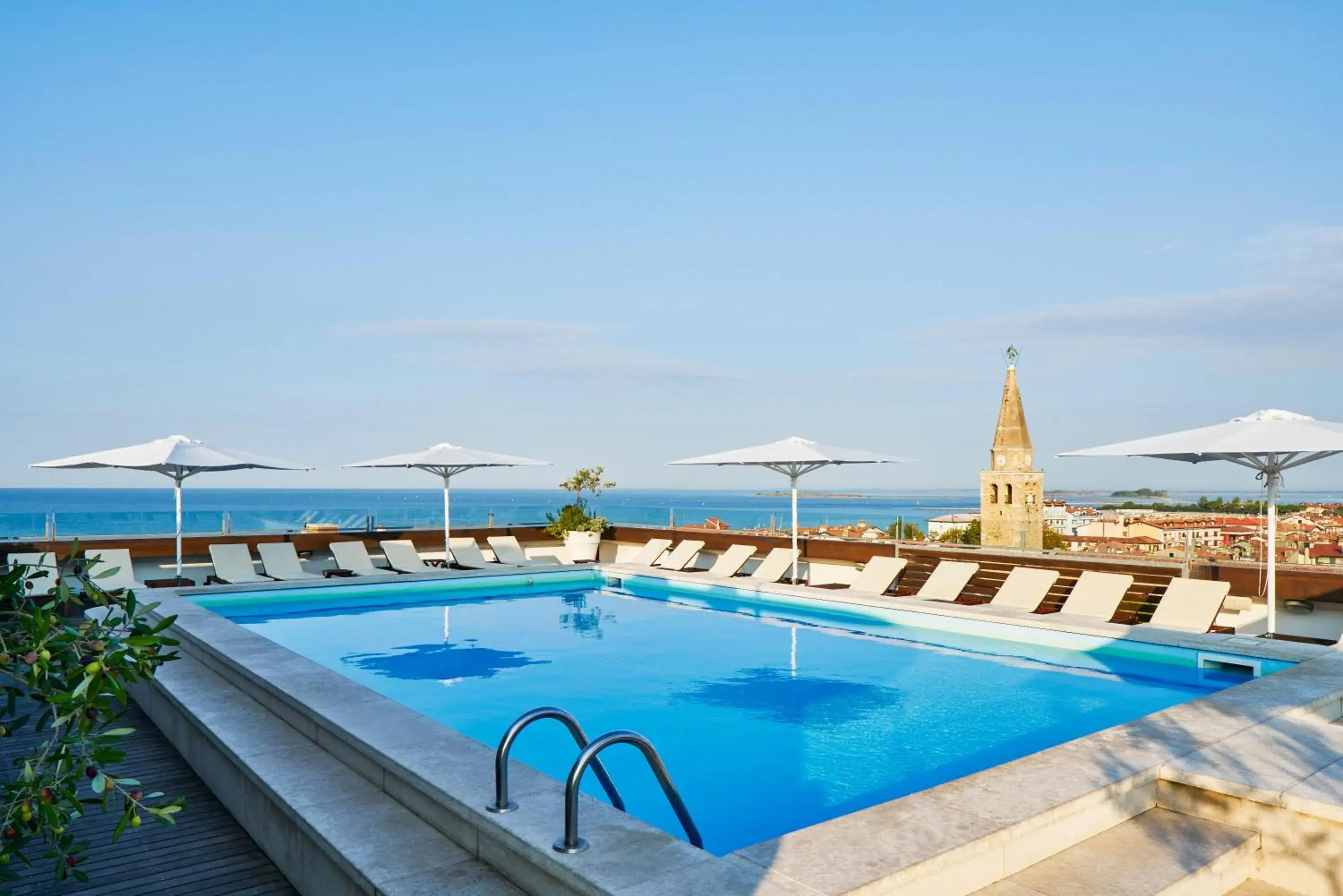 Pool view, Swimming Pool in Hotel Fonzari