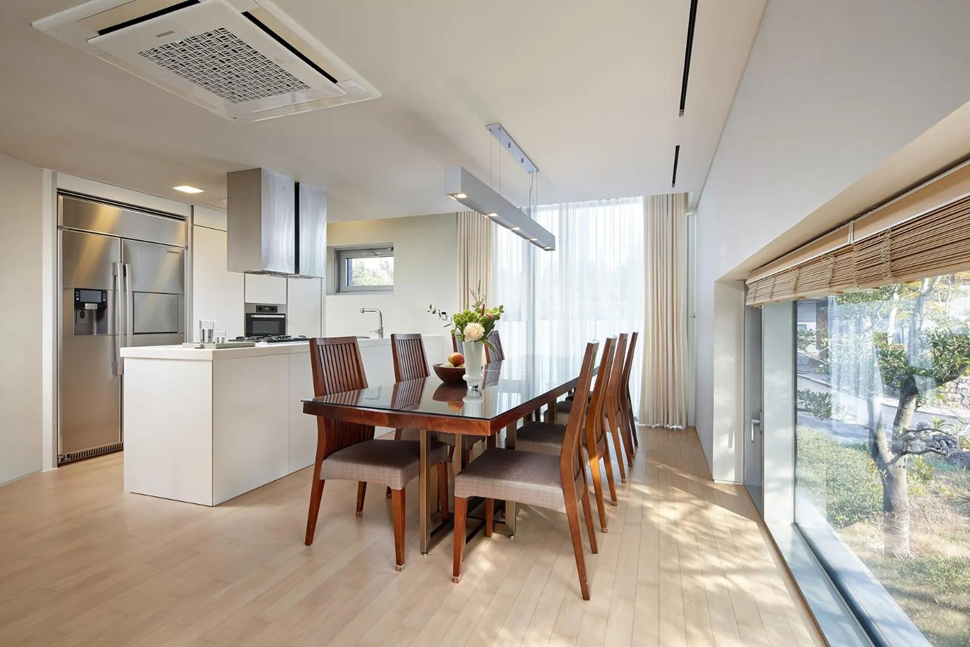 Kitchen or kitchenette in Lotte Resort Jeju Artvillas