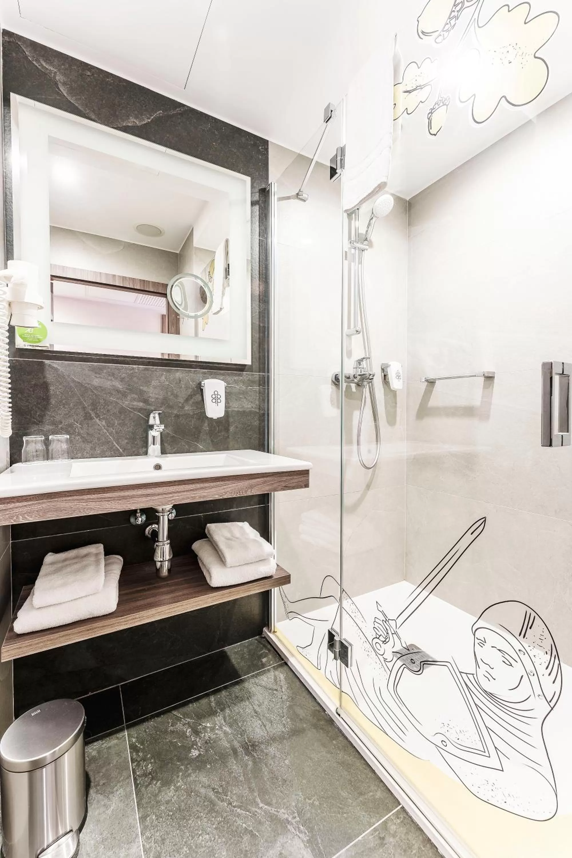 Bathroom in ibis Styles Lublin Stare Miasto