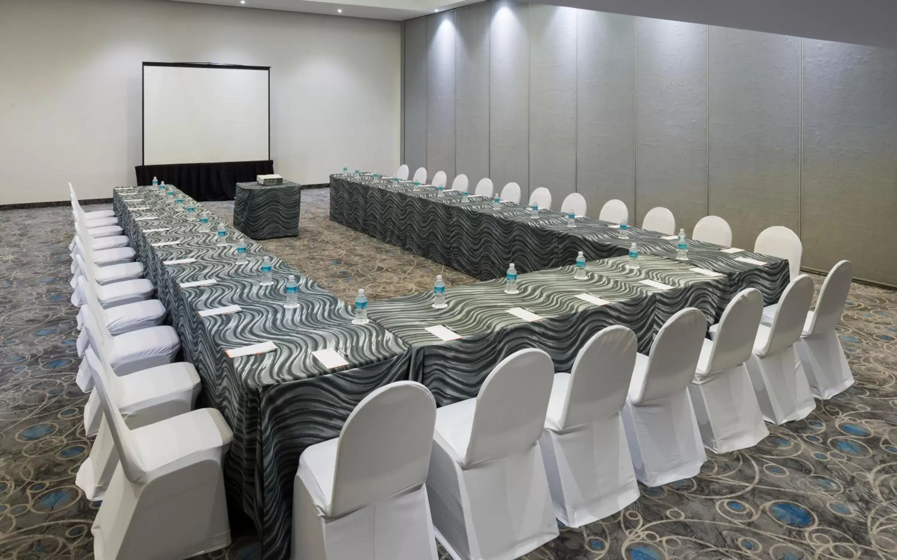 Meeting/conference room, Business Area/Conference Room in Real Inn Tijuana by Camino Real Hotels