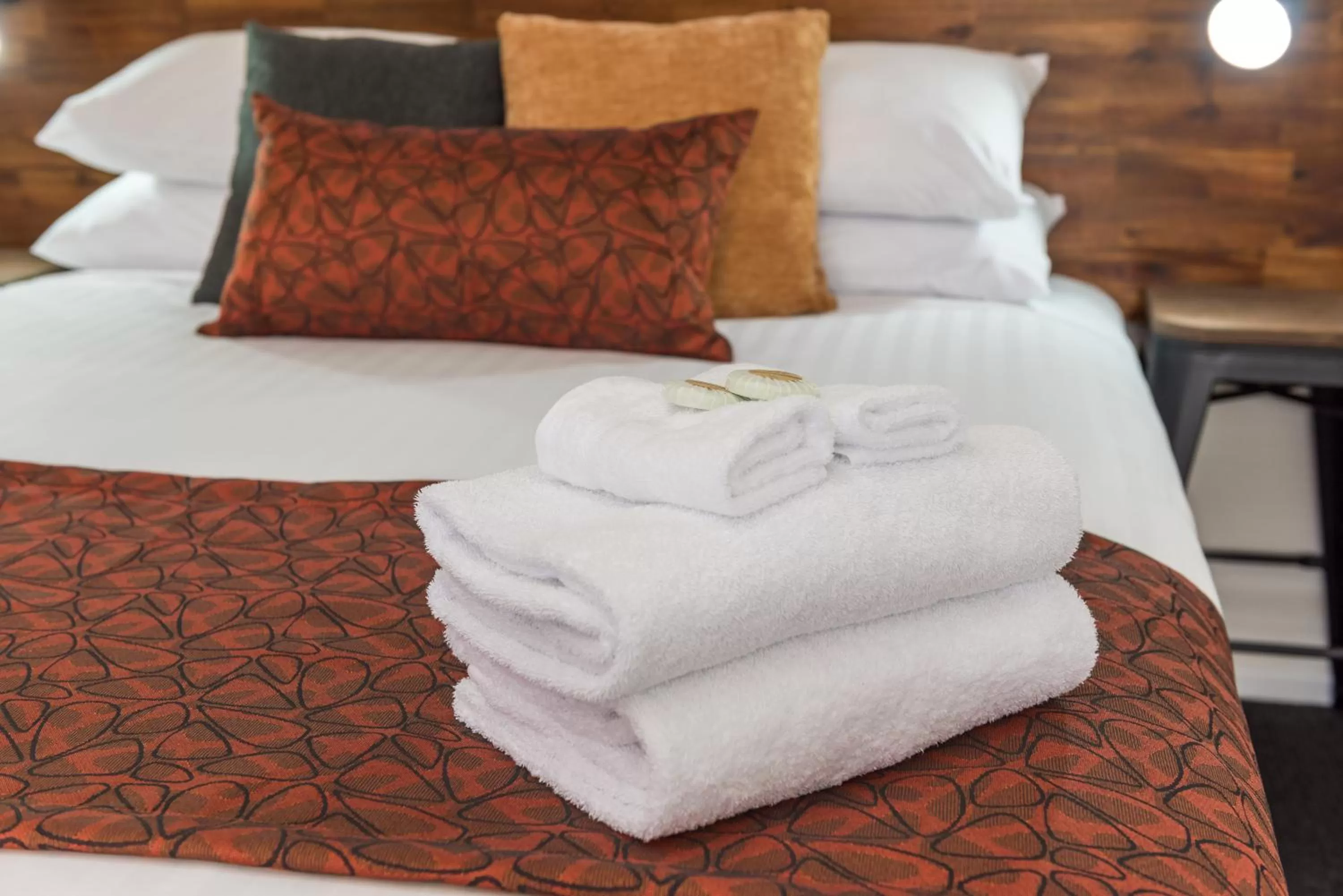 Bed in Black Sheep Motel Goulburn