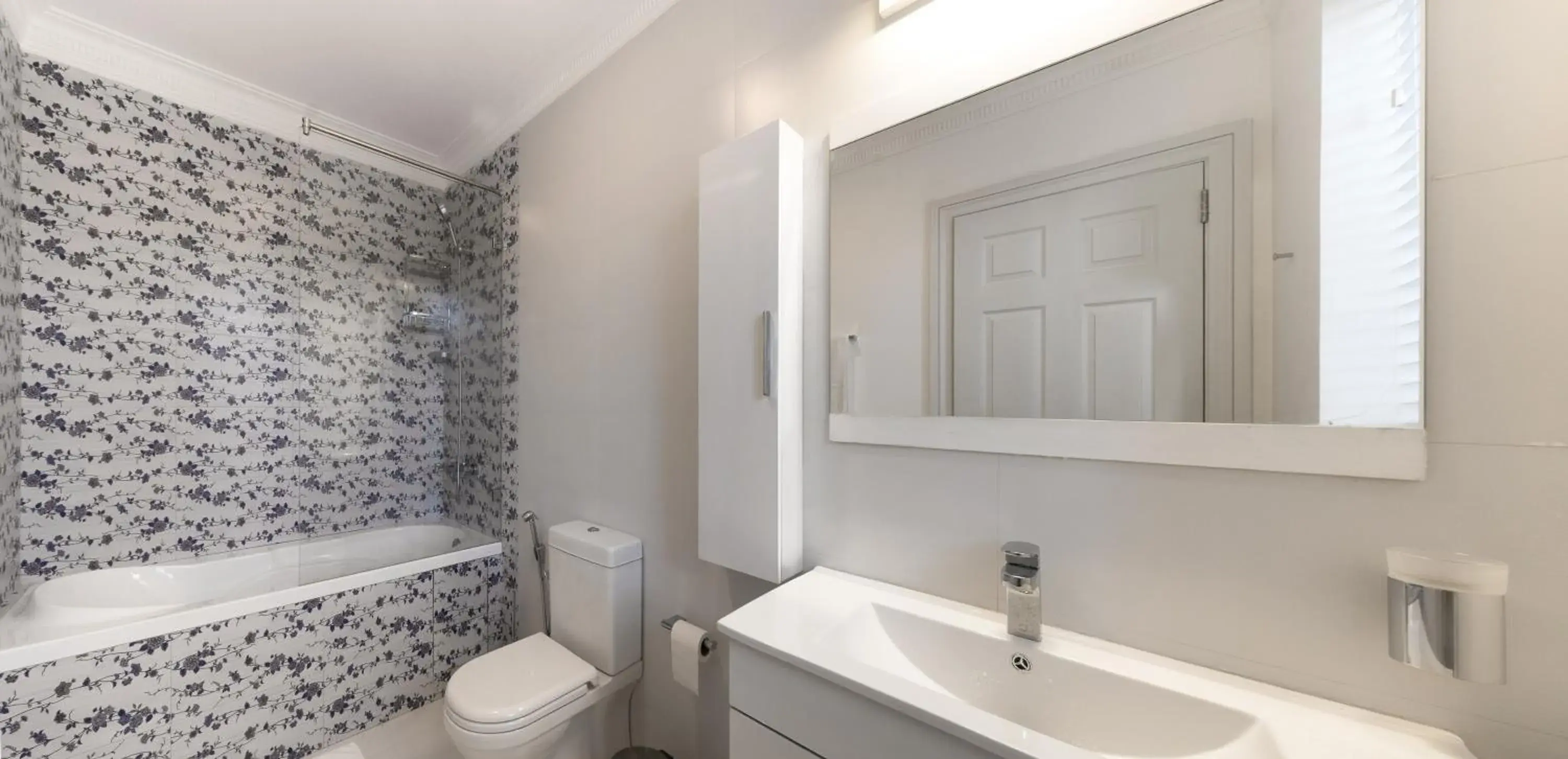 Bathroom in Kent Cottage