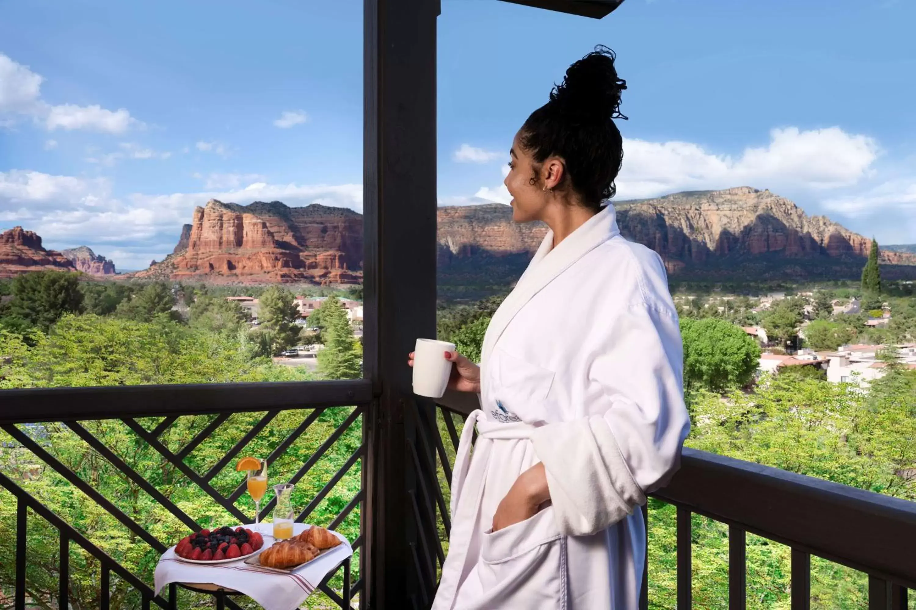 Property building, Balcony/Terrace in Hilton Sedona Resort at Bell Rock