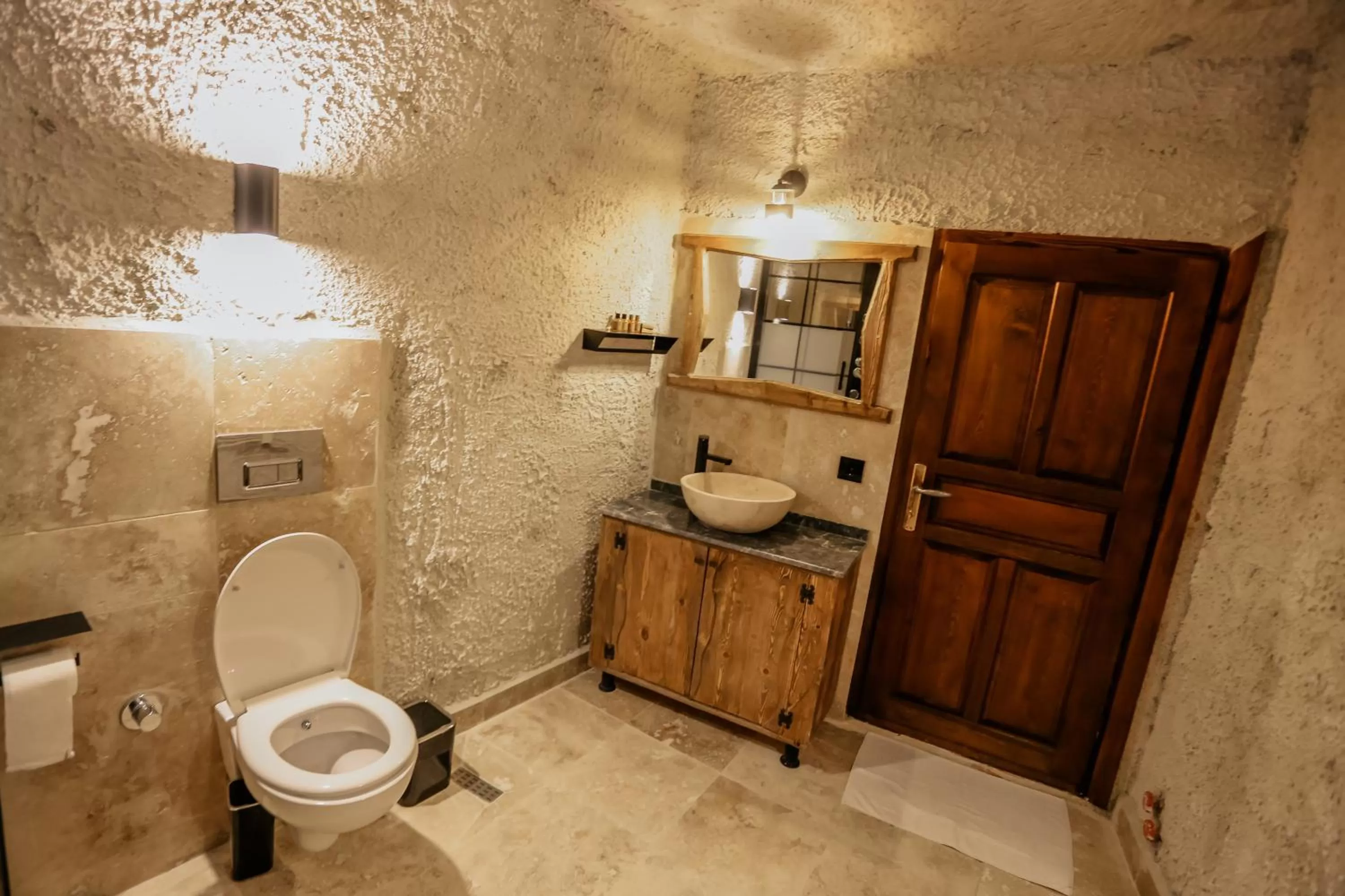 Bathroom in Sunset Cave