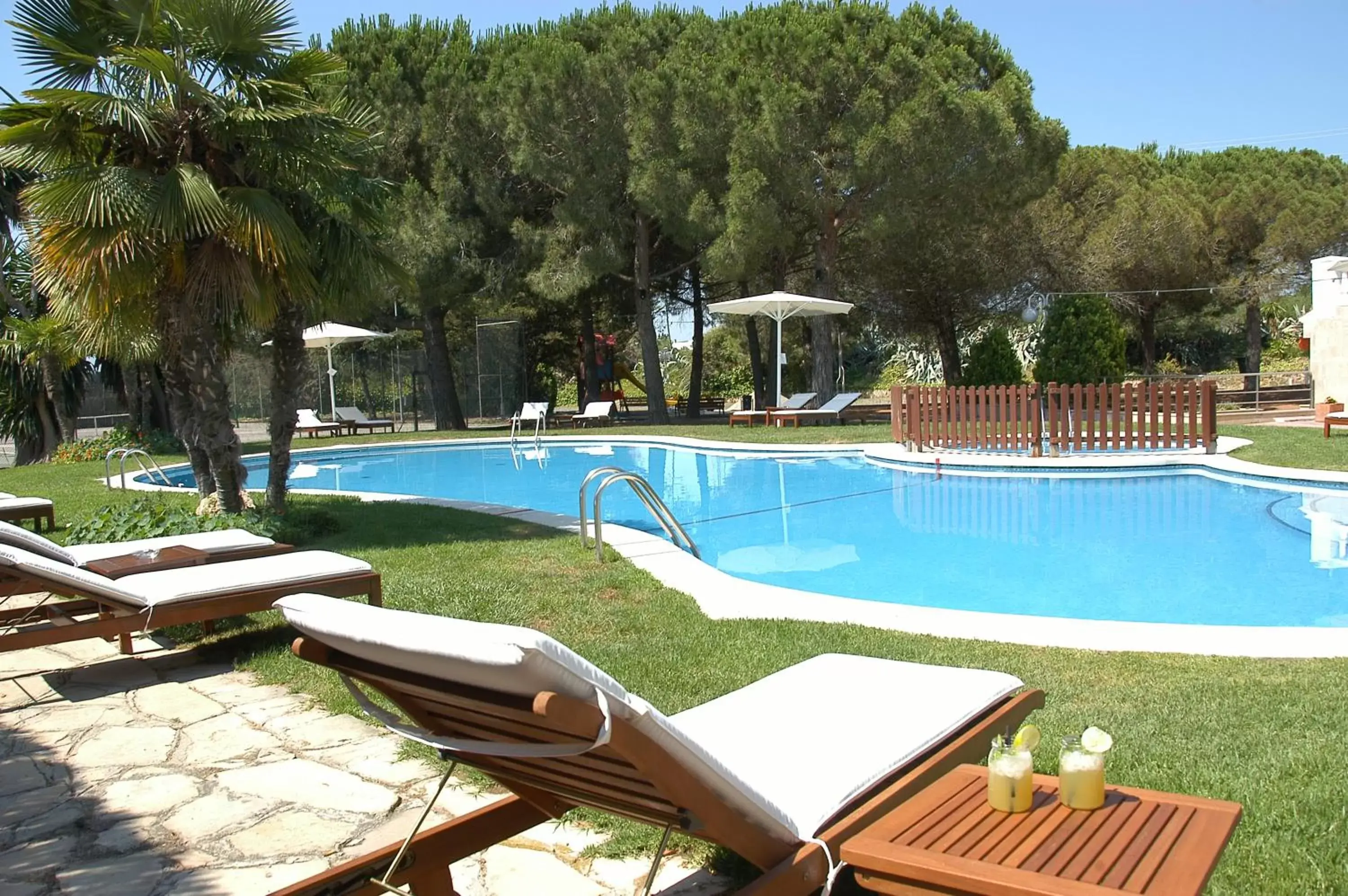 Swimming pool in Felix Hotel