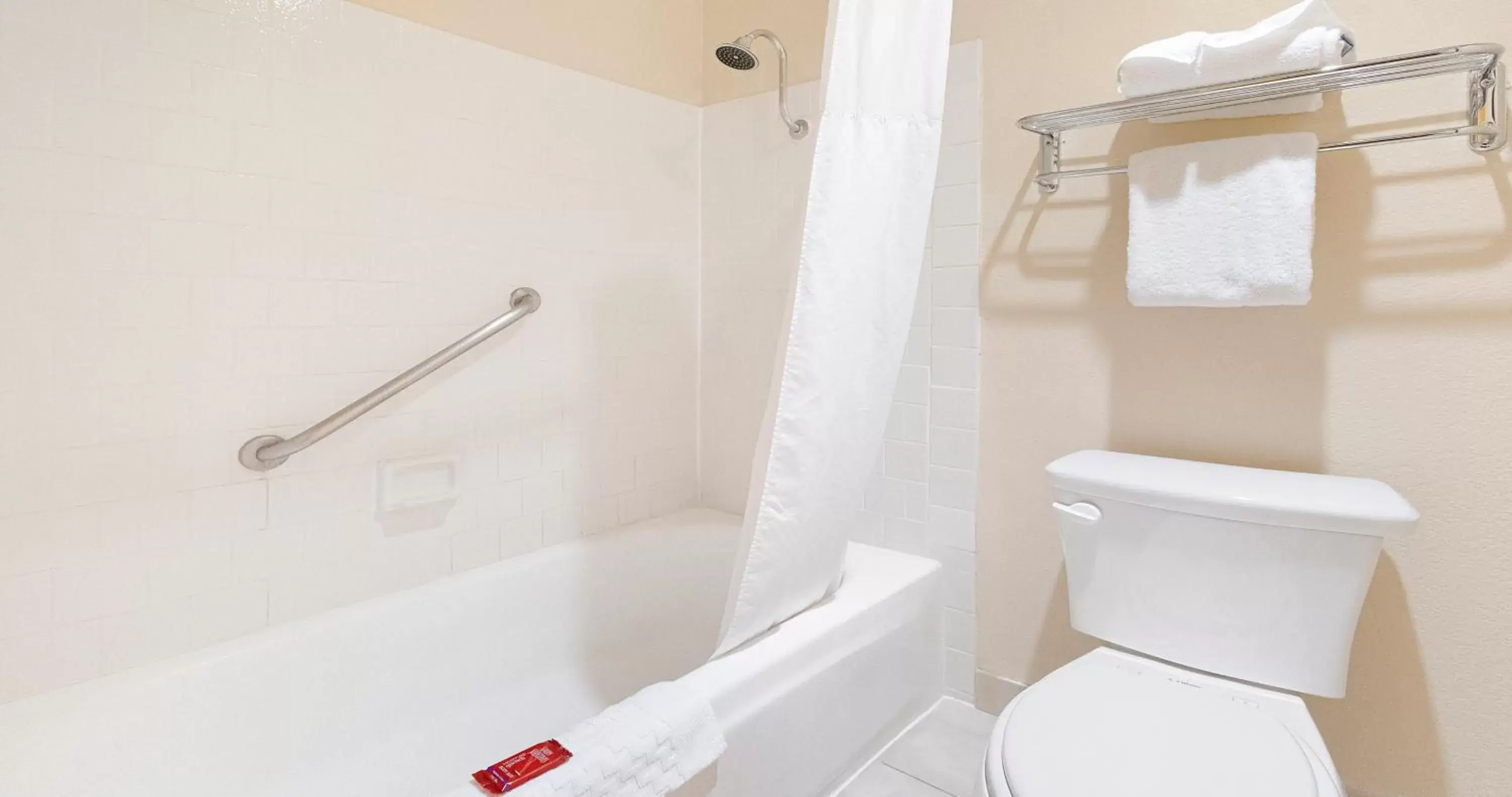 Bathroom in SureStay Plus Hotel by Best Western Sacramento North