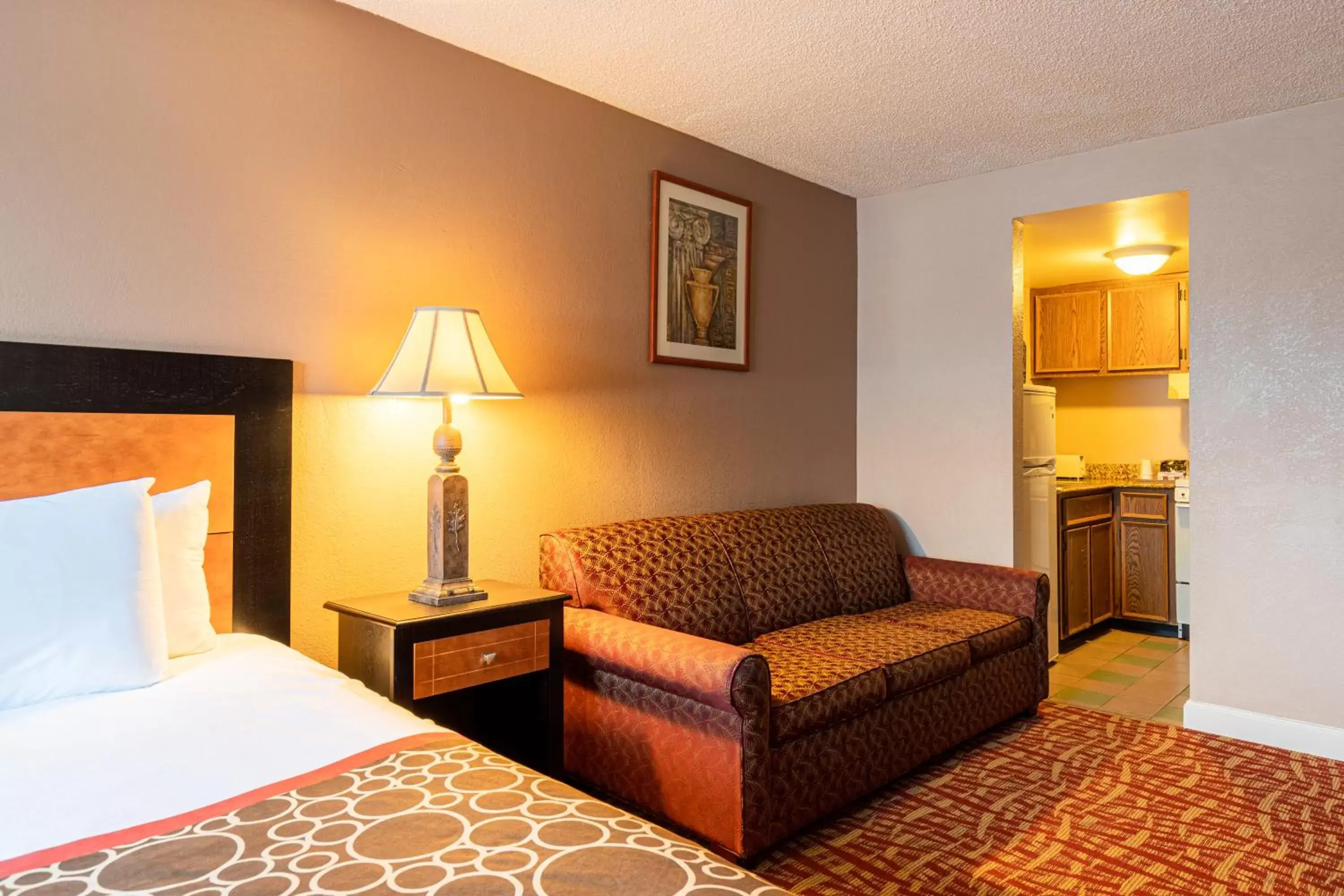 Living room, Seating Area in Sundial Inn