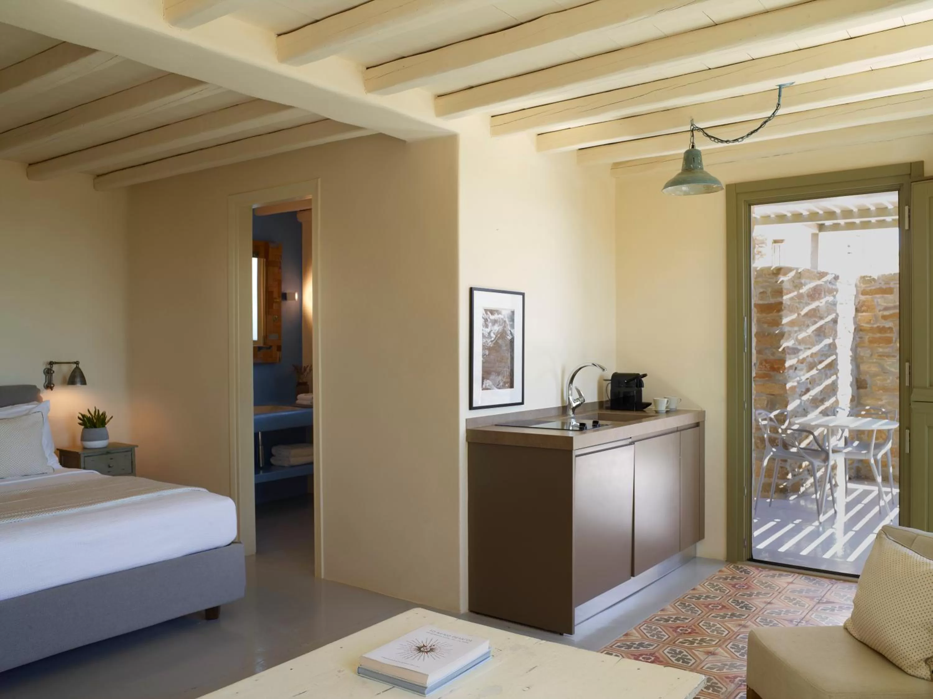 Bathroom, Bed in Aeolis Tinos Suites