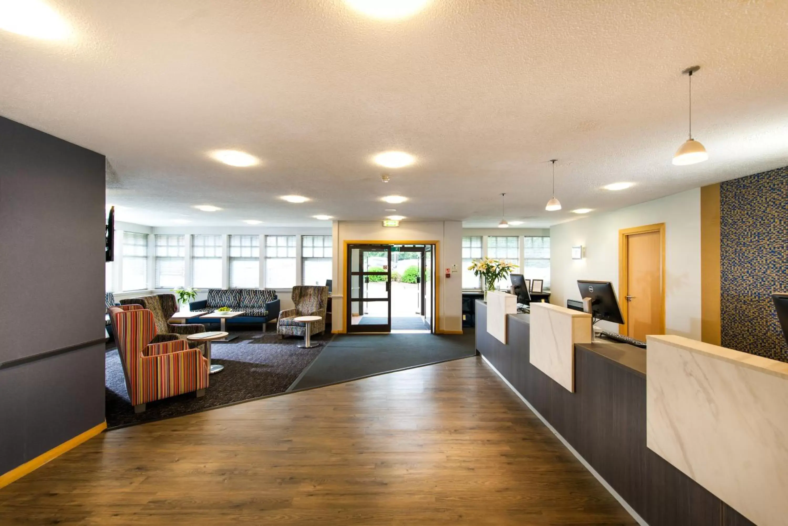 Lobby or reception, Lobby/Reception in Leonardo Inn Aberdeen Airport