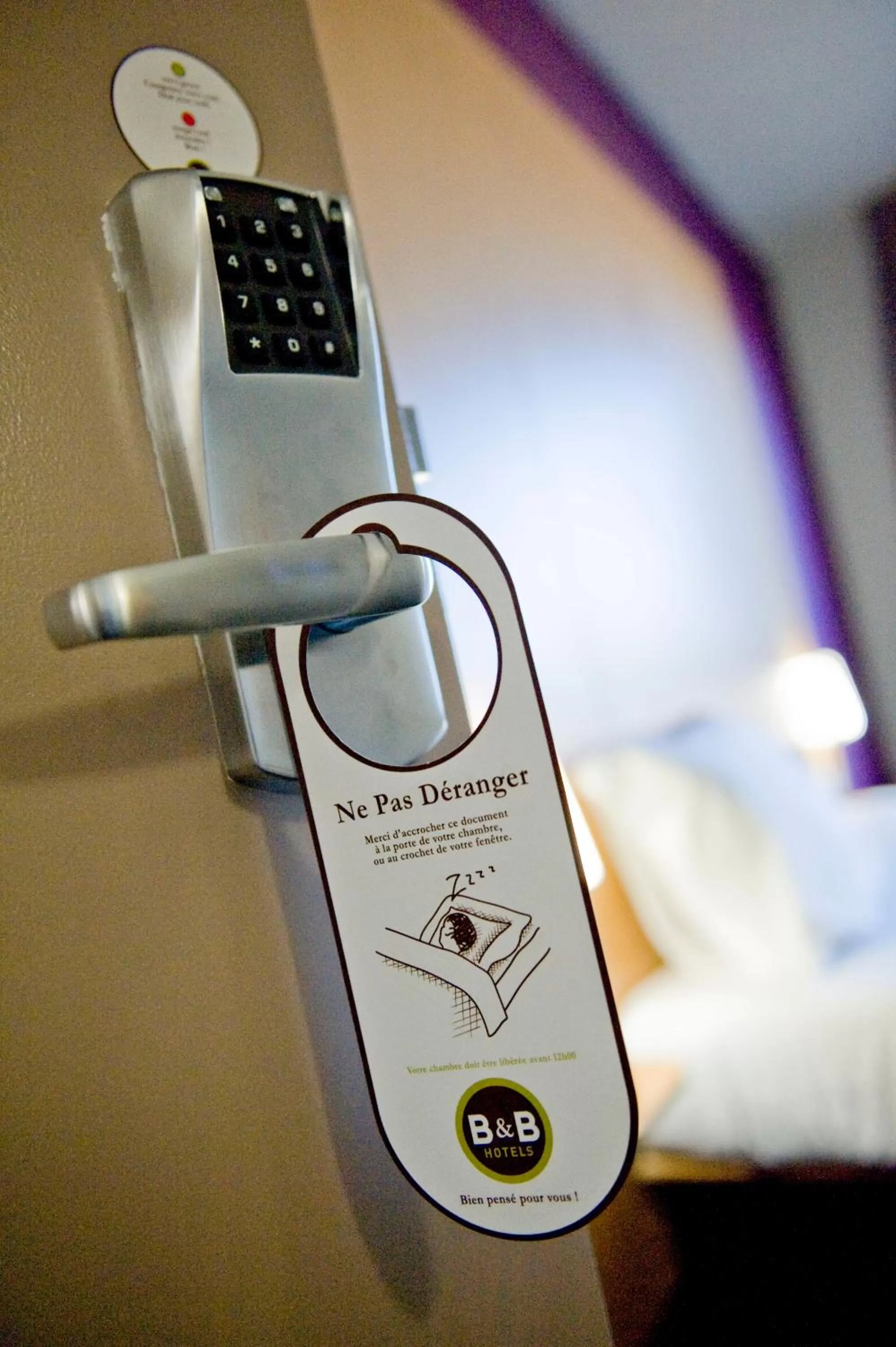 Property building, Bed in B&B HOTEL Colmar Expo