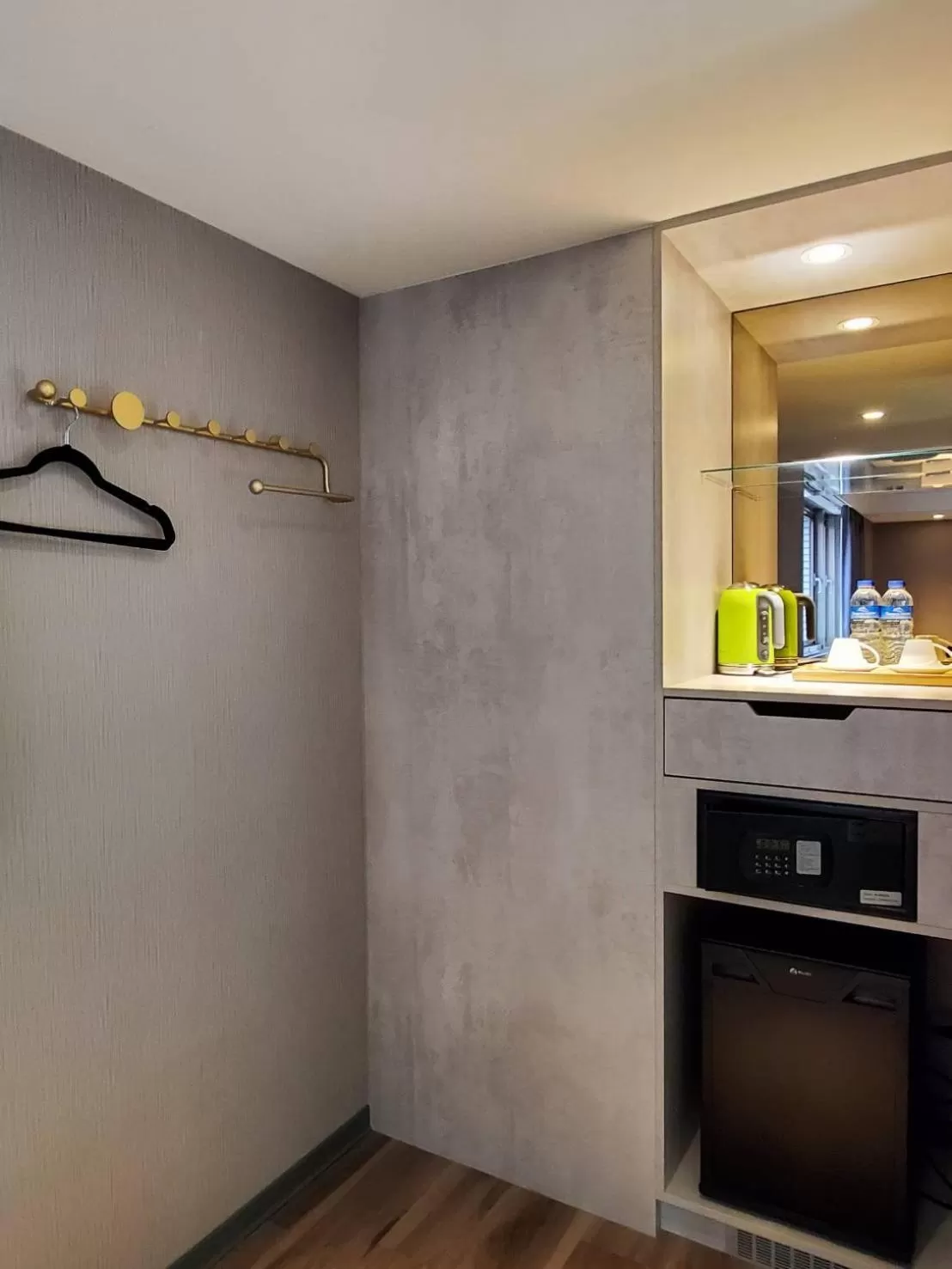 minibar in HINOEN Hotel