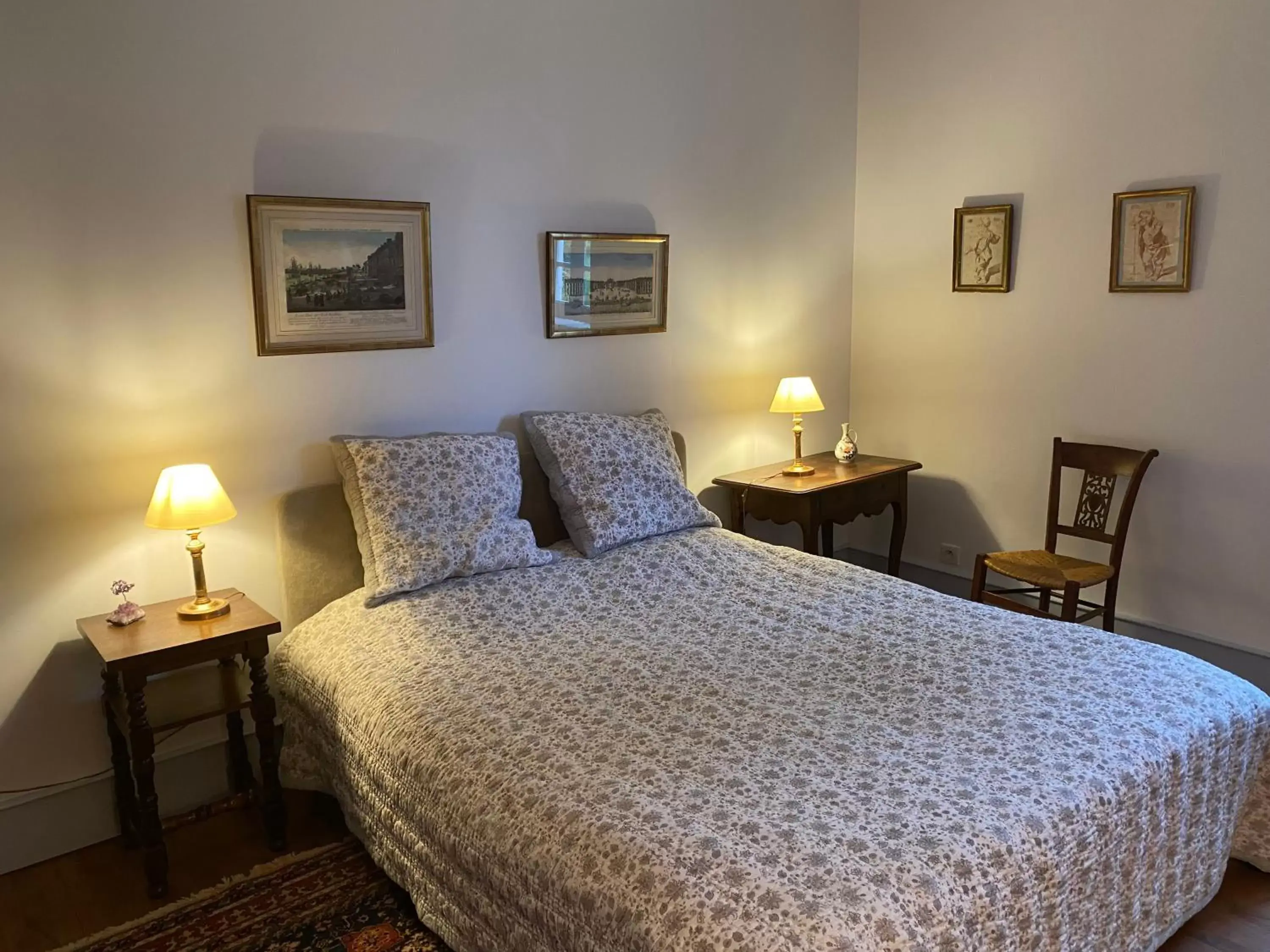 Bedroom, Bed in Chateau La Rochette