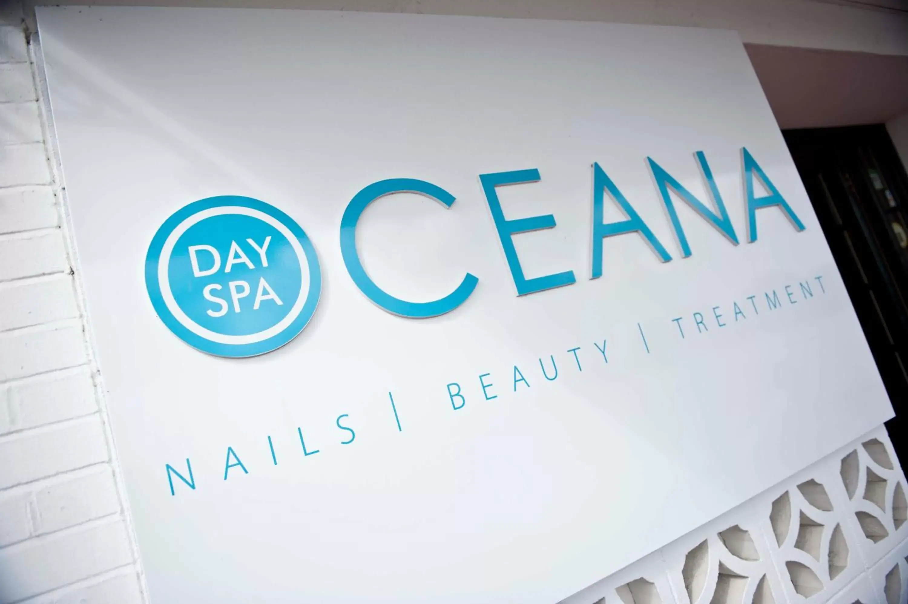 Massage in Ocean Beach Hotel & Spa - OCEANA COLLECTION