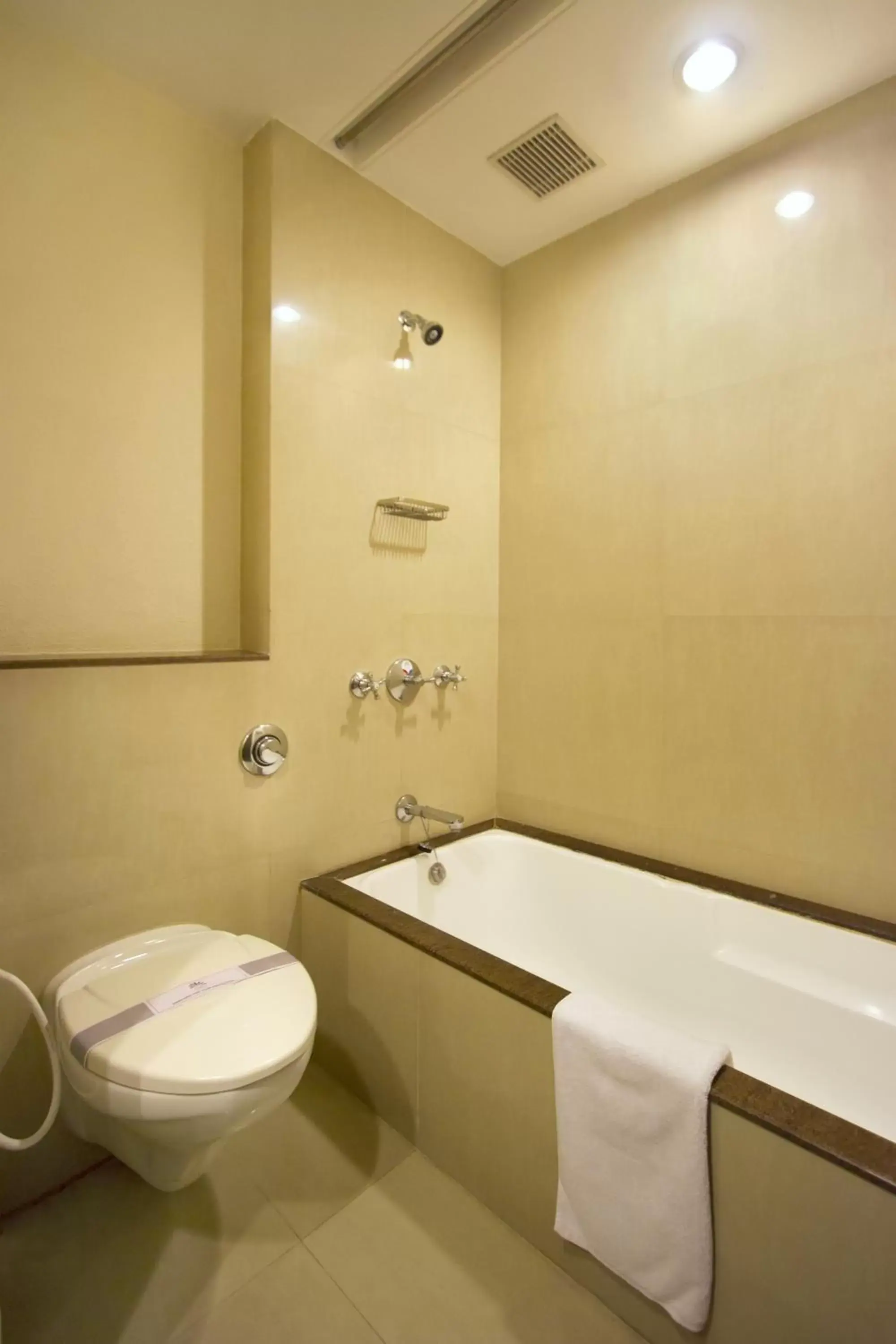 Bathroom in Hotel Express Residency Vadodara