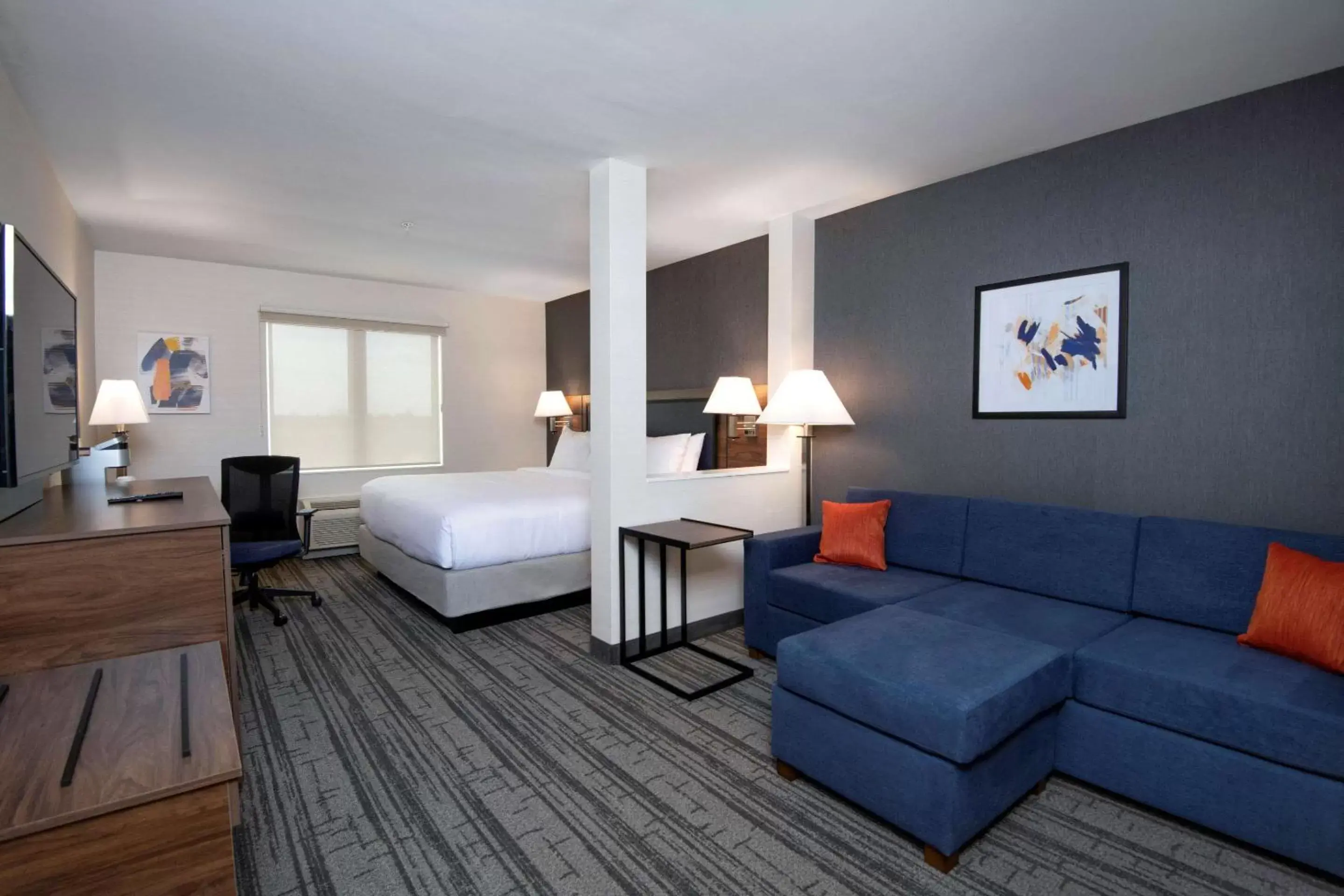 Photo of the whole room, Bed in Comfort Inn & Suites Photo of the whole room, Bed in Comfort Inn & Suites