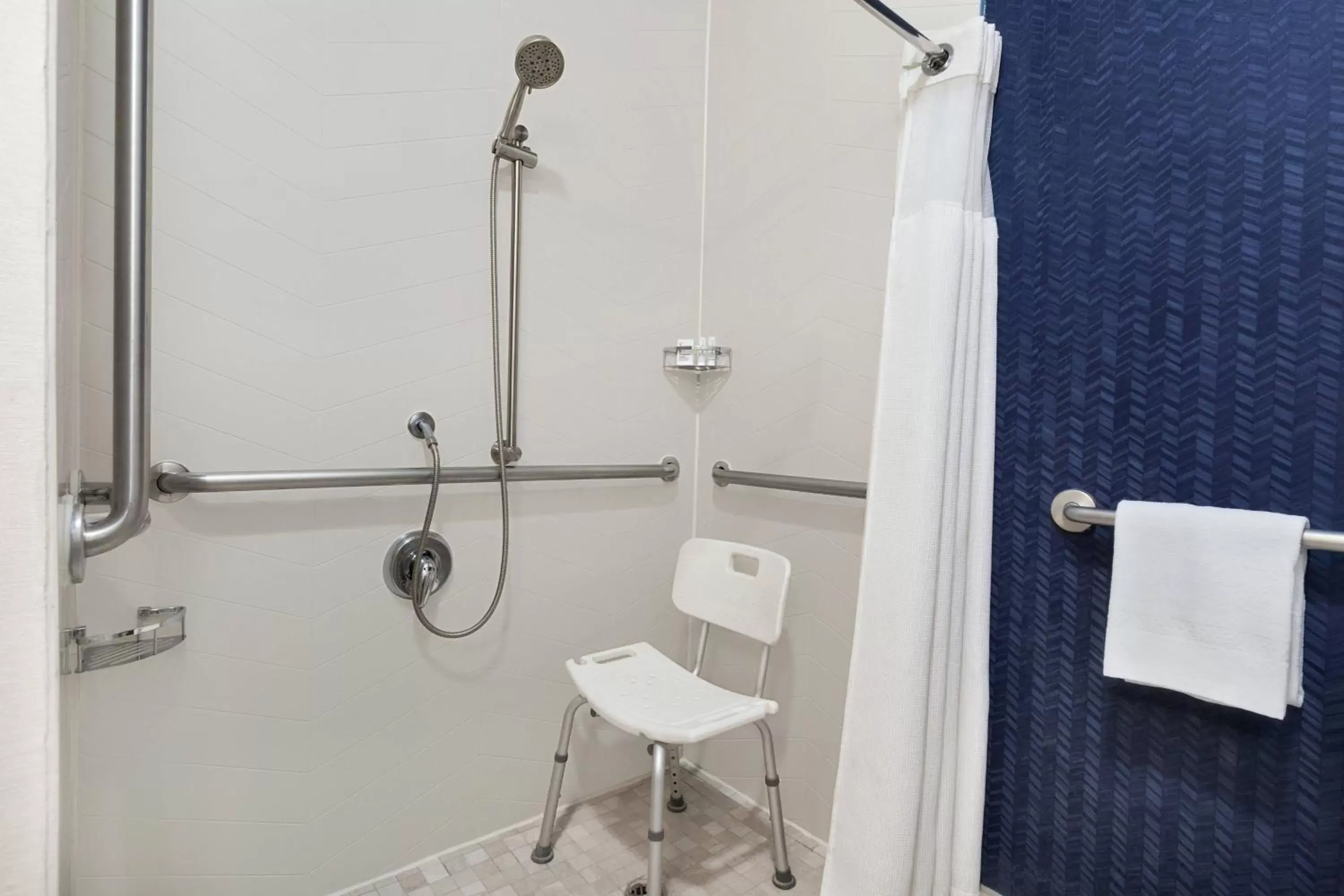 Bathroom in Fairfield Inn & Suites by Marriott Reno Sparks