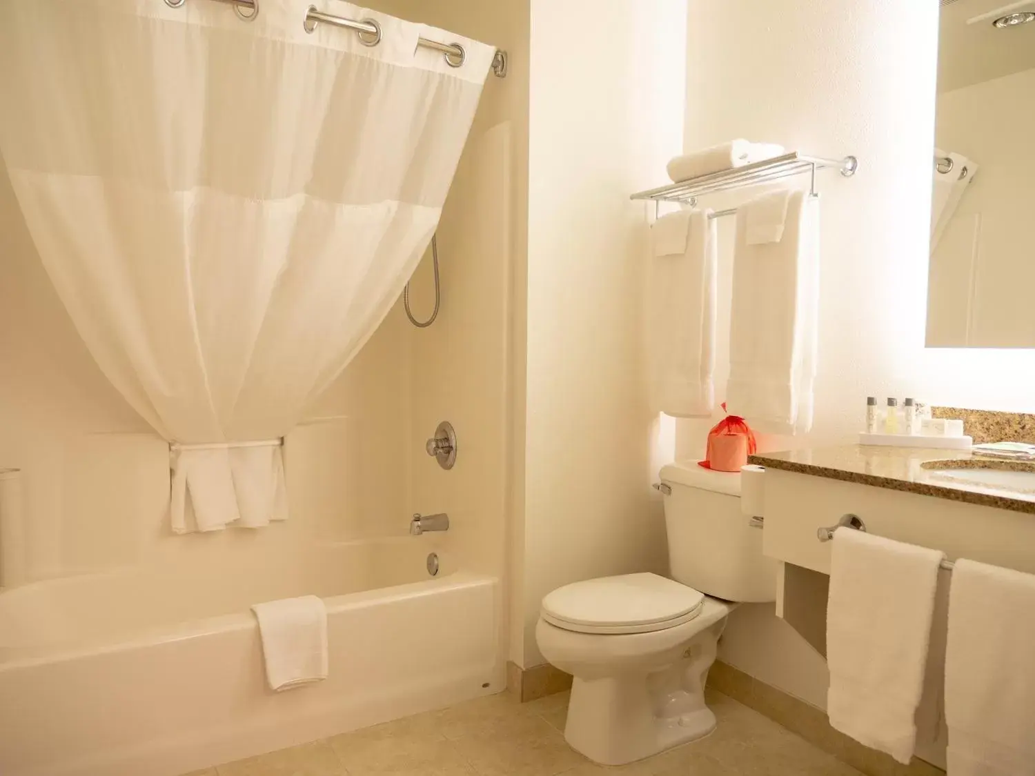 Bathroom in Marshall Suites