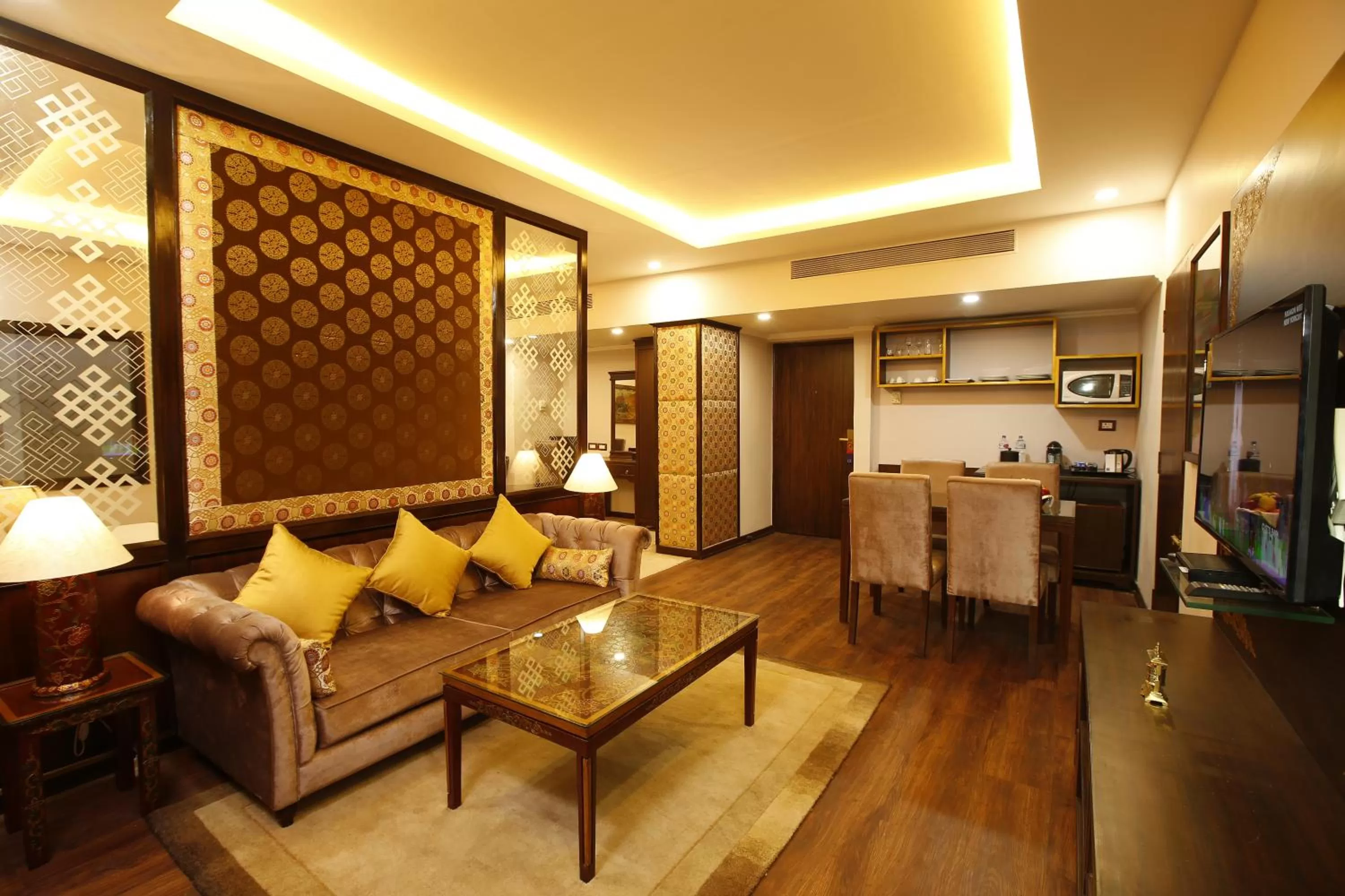 Coffee/tea facilities in Royal Singi Hotel