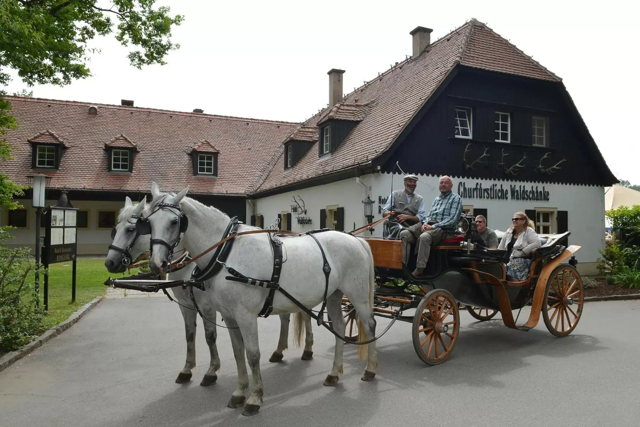 Property building in Churfuerstliche Waldschaenke