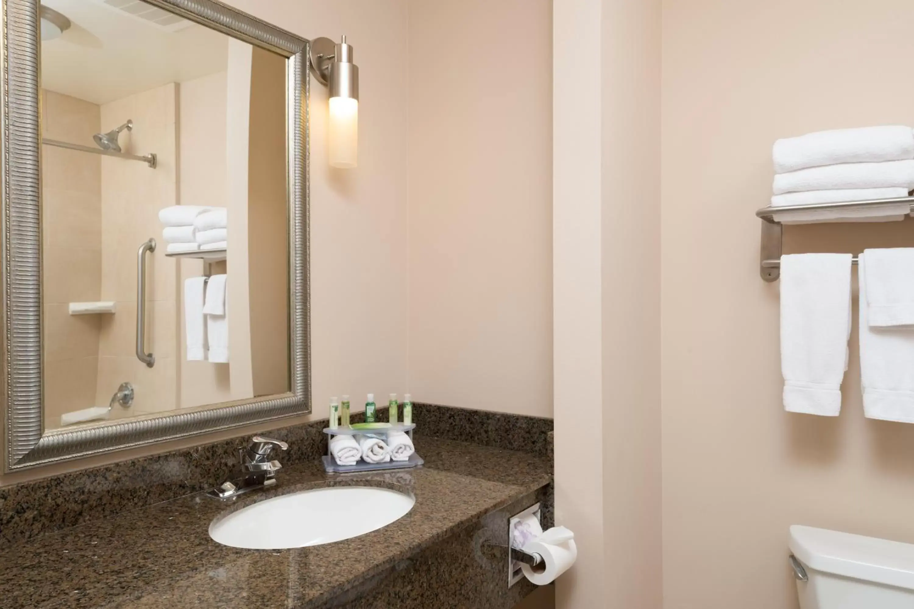 Photo of the whole room, Bathroom in Holiday Inn Express Hotel & Suites North Sequim, an IHG Hotel
