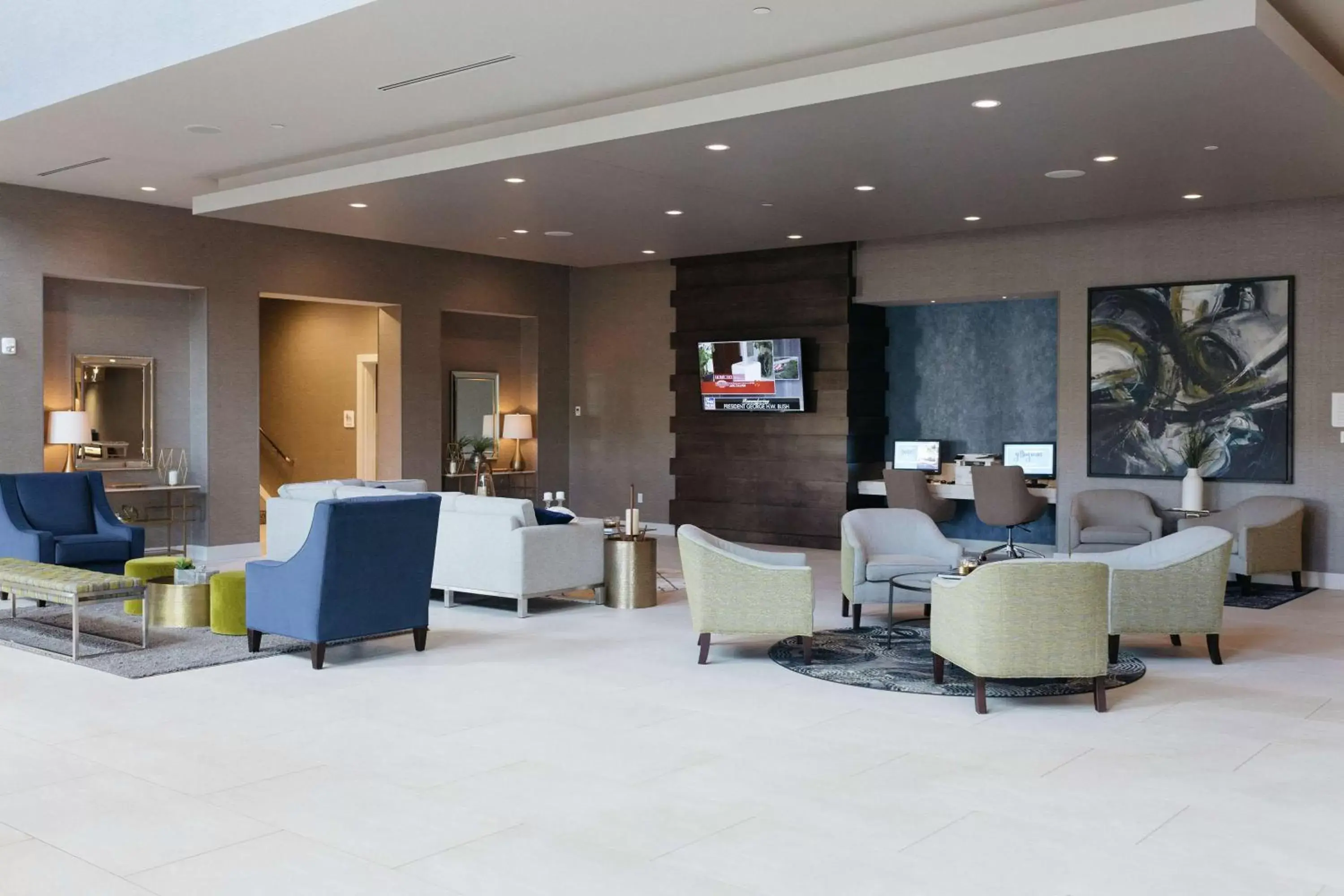 Property building, Lobby/Reception in Hilton Garden Inn Madison Sun Prairie