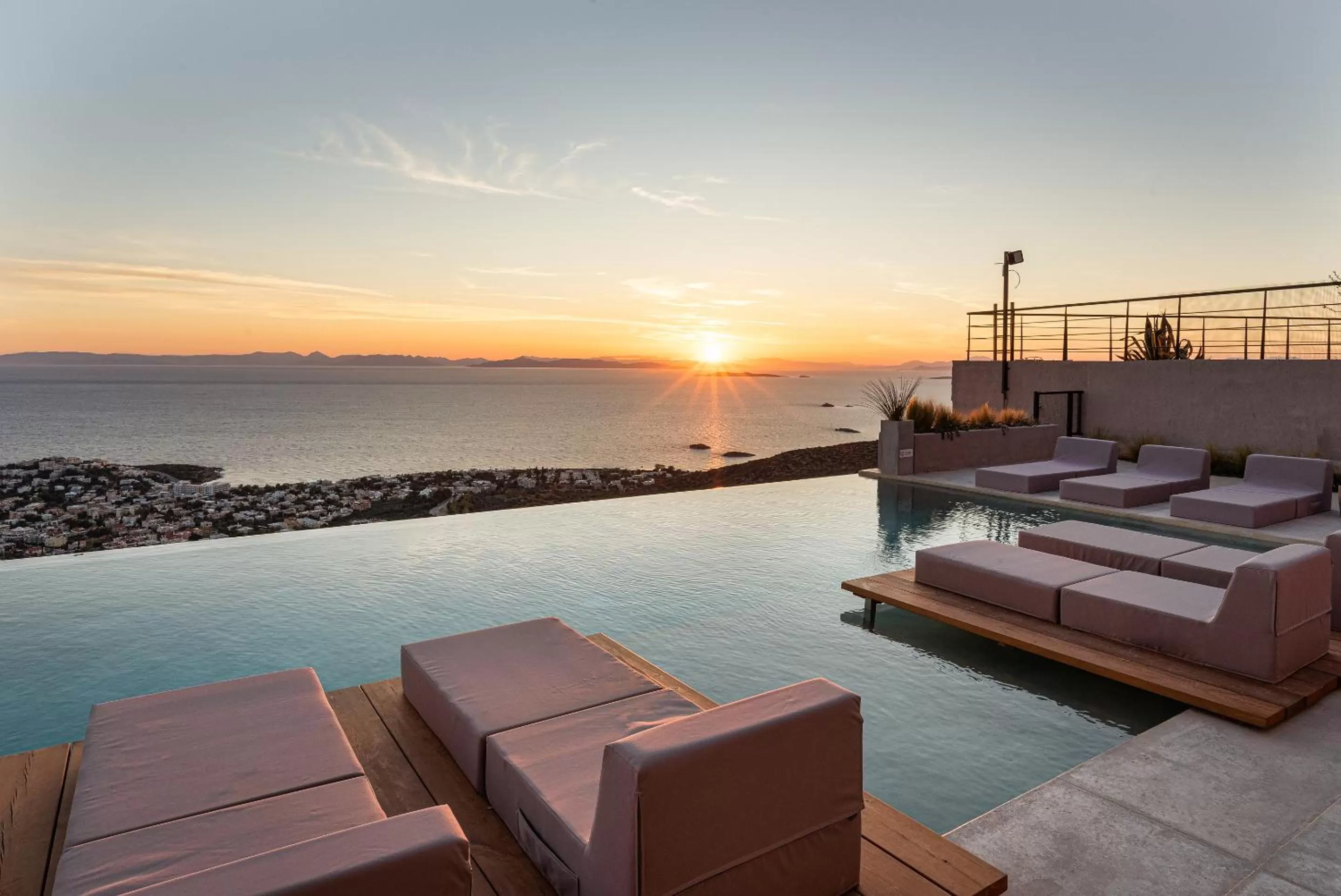 Swimming pool in Saronida Hills