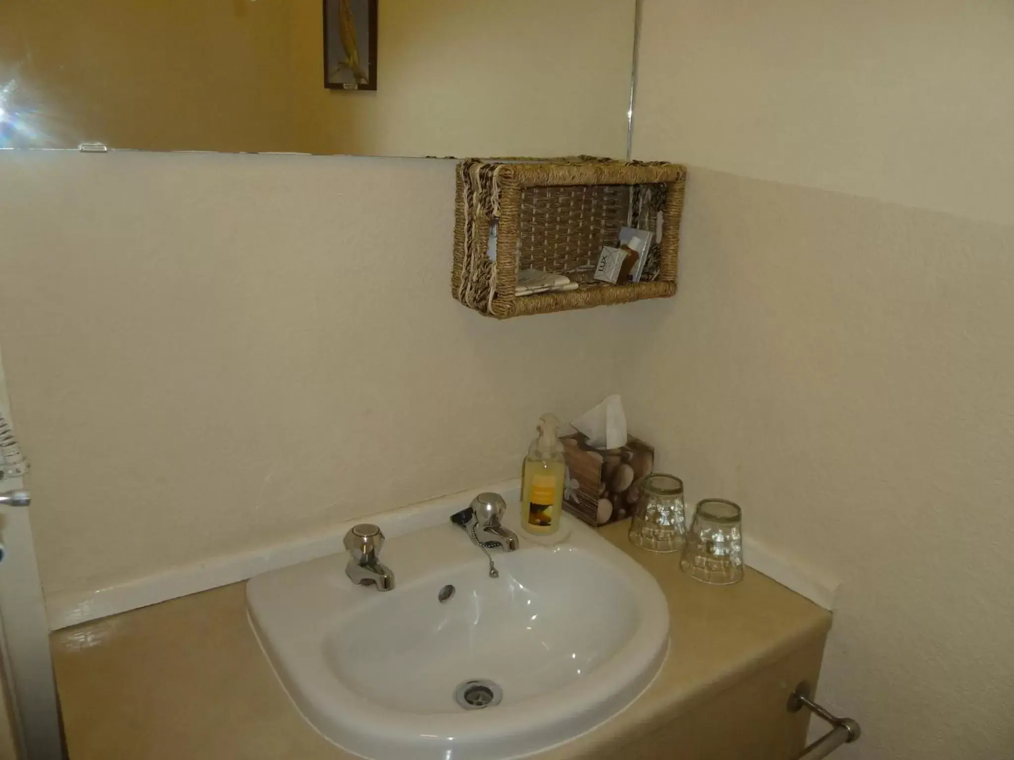 Bathroom in The Owls Crest House B&B