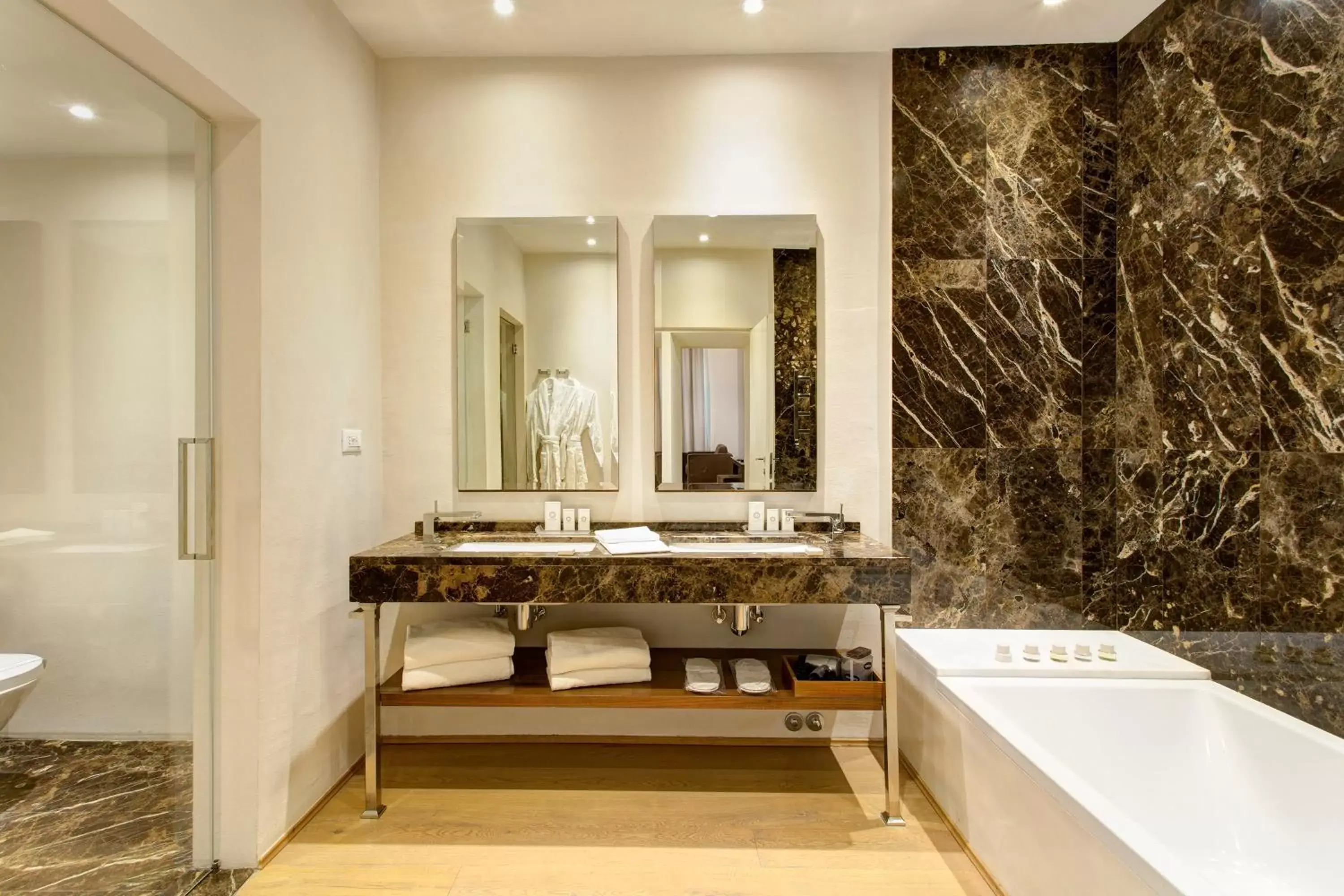 Bathroom in Hotel Orto de' Medici