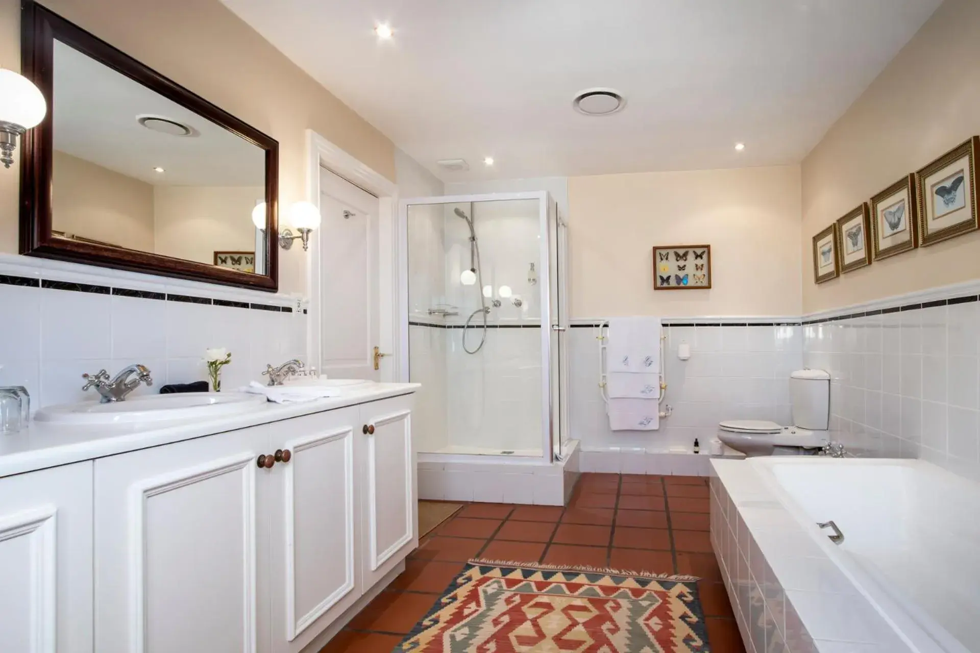 Bathroom in La Fontaine Guest House Hermanus