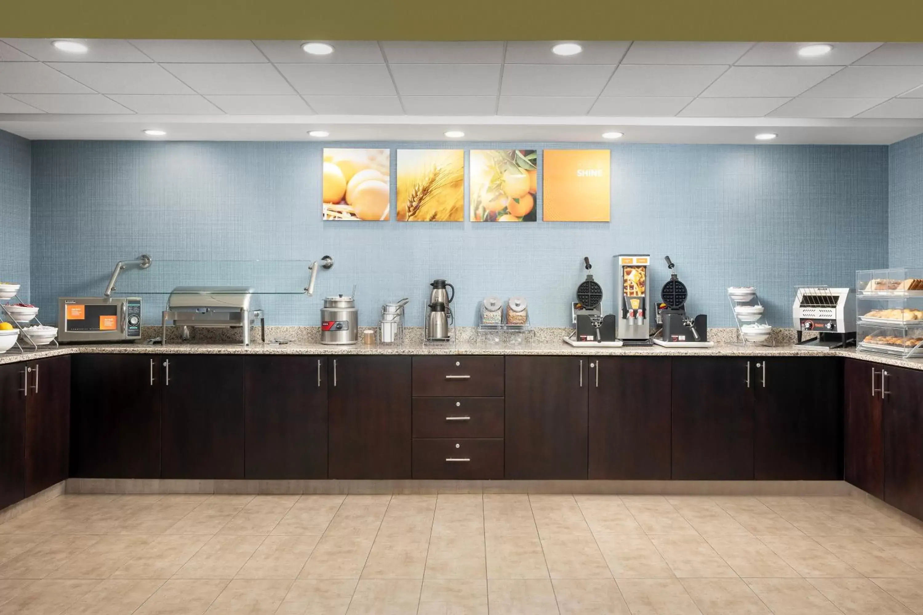 Breakfast in Comfort Suites Lake City Breakfast in Comfort Suites Lake City