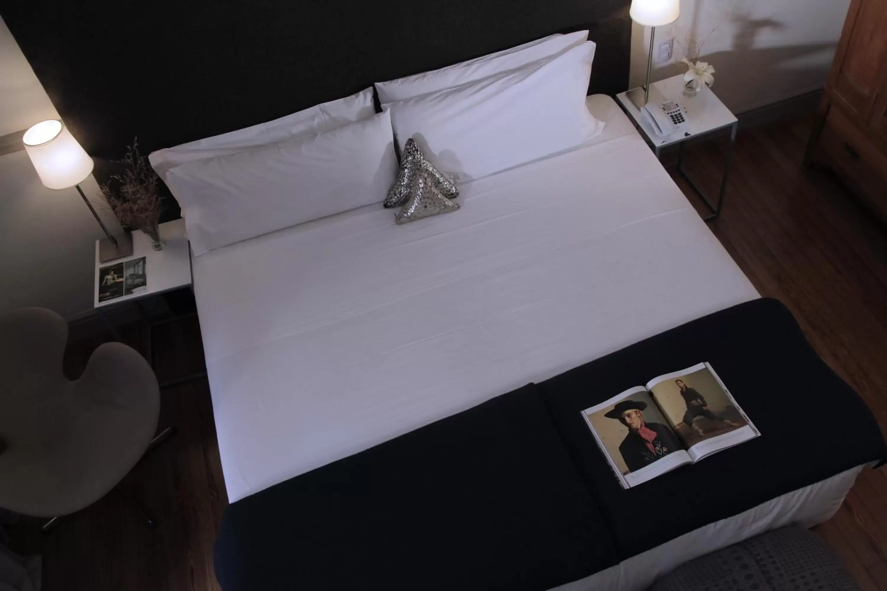 Photo of the whole room, Bed in Esplendor by Wyndham Savoy Rosario