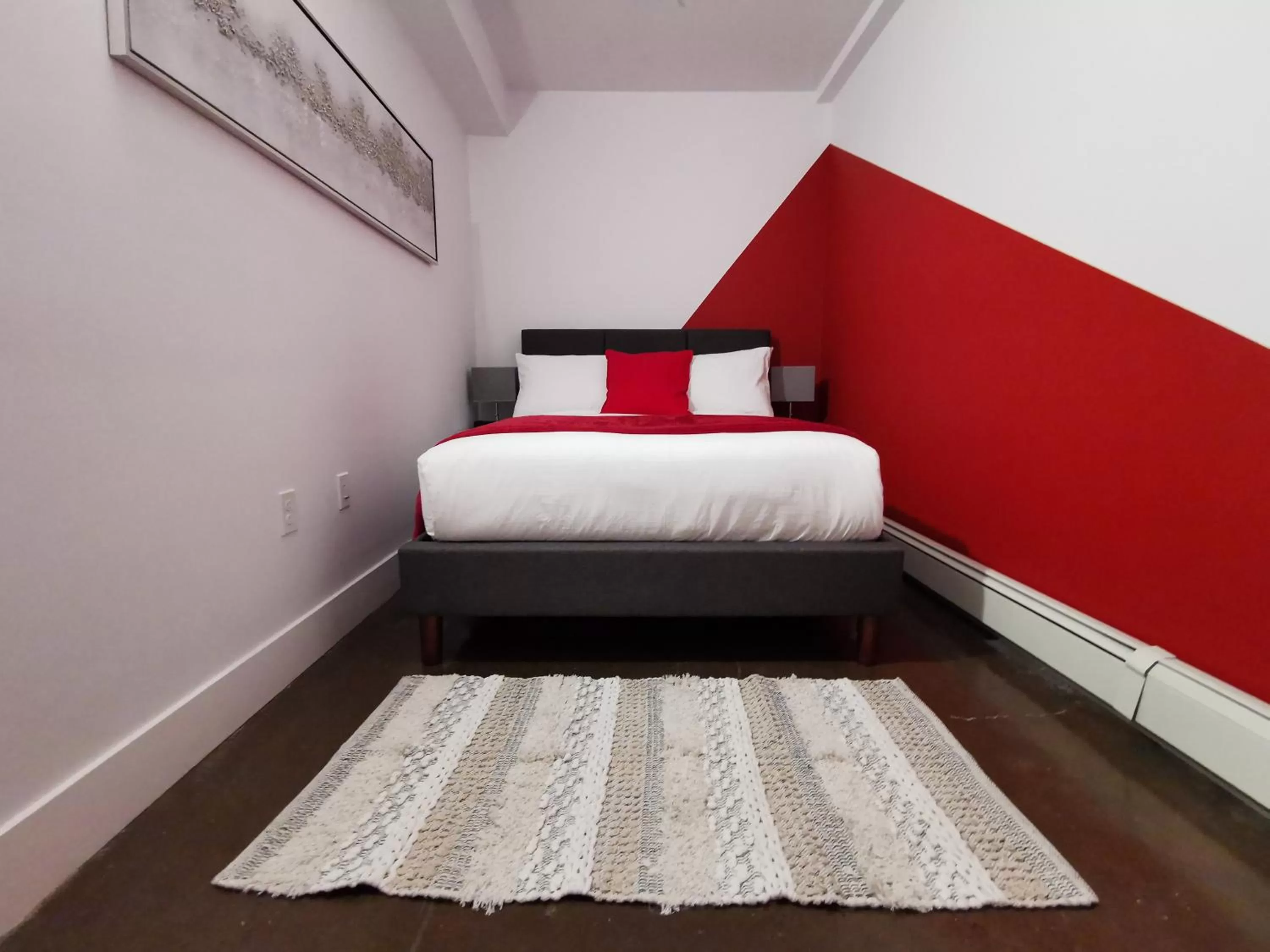 Bed in Cameo Hotel and Suites