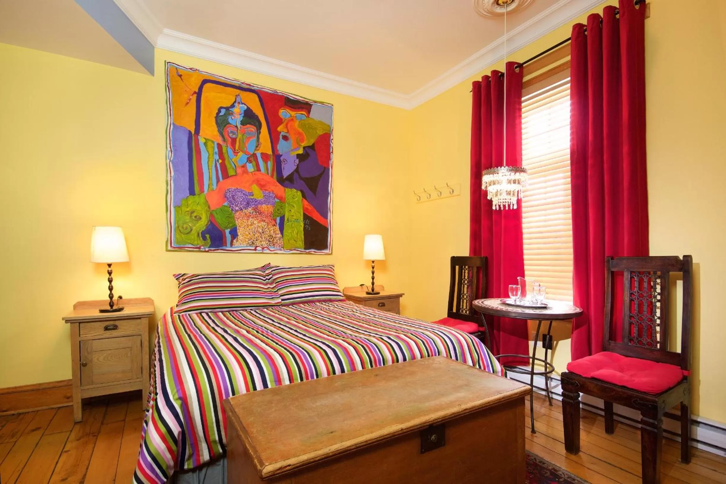 Bed in Auberge Les Bons Matins