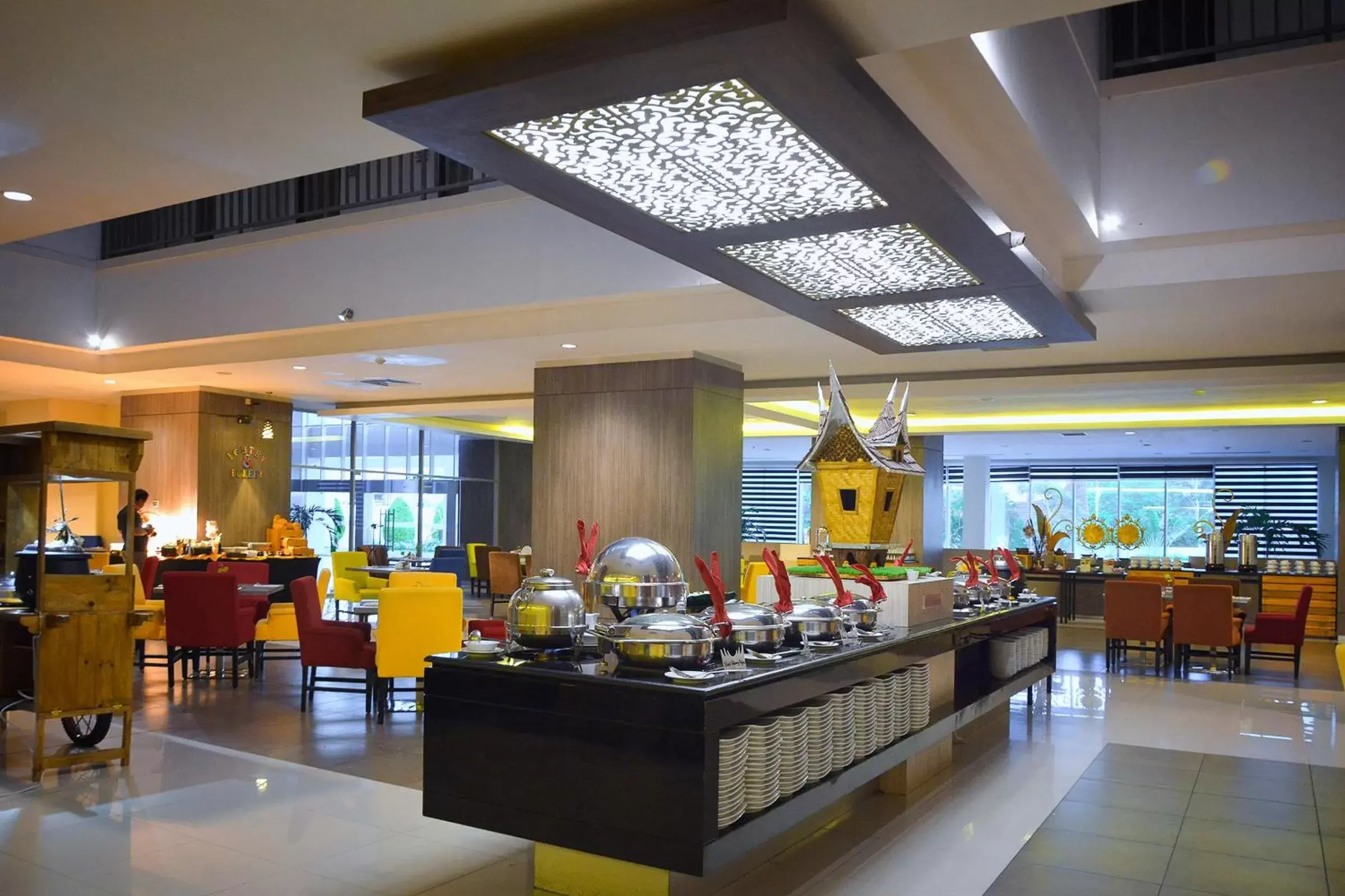 Buffet breakfast, Restaurant/Places to Eat in Truntum Padang