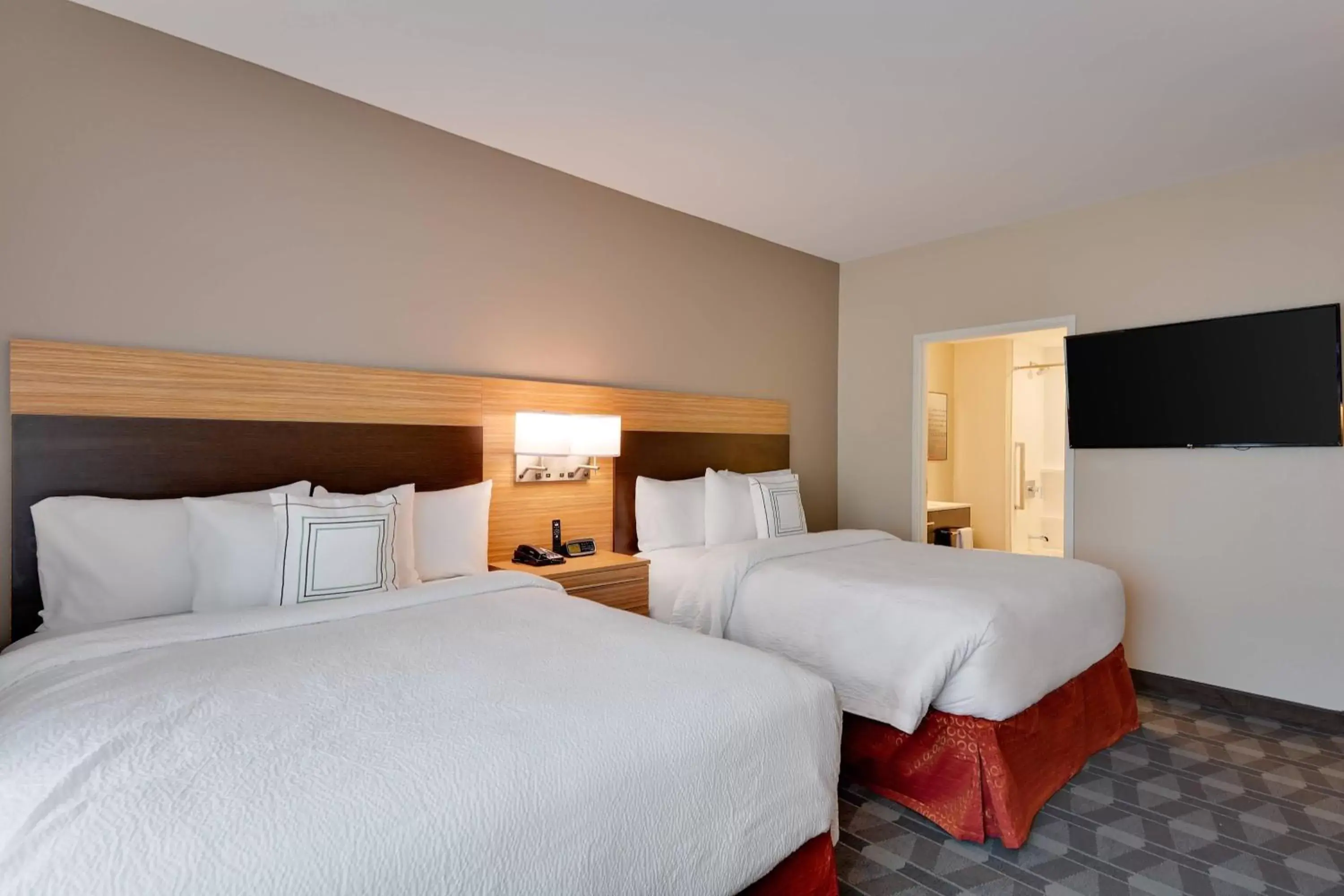 Bedroom, Bed in TownePlace Suites by Marriott Detroit Allen Park