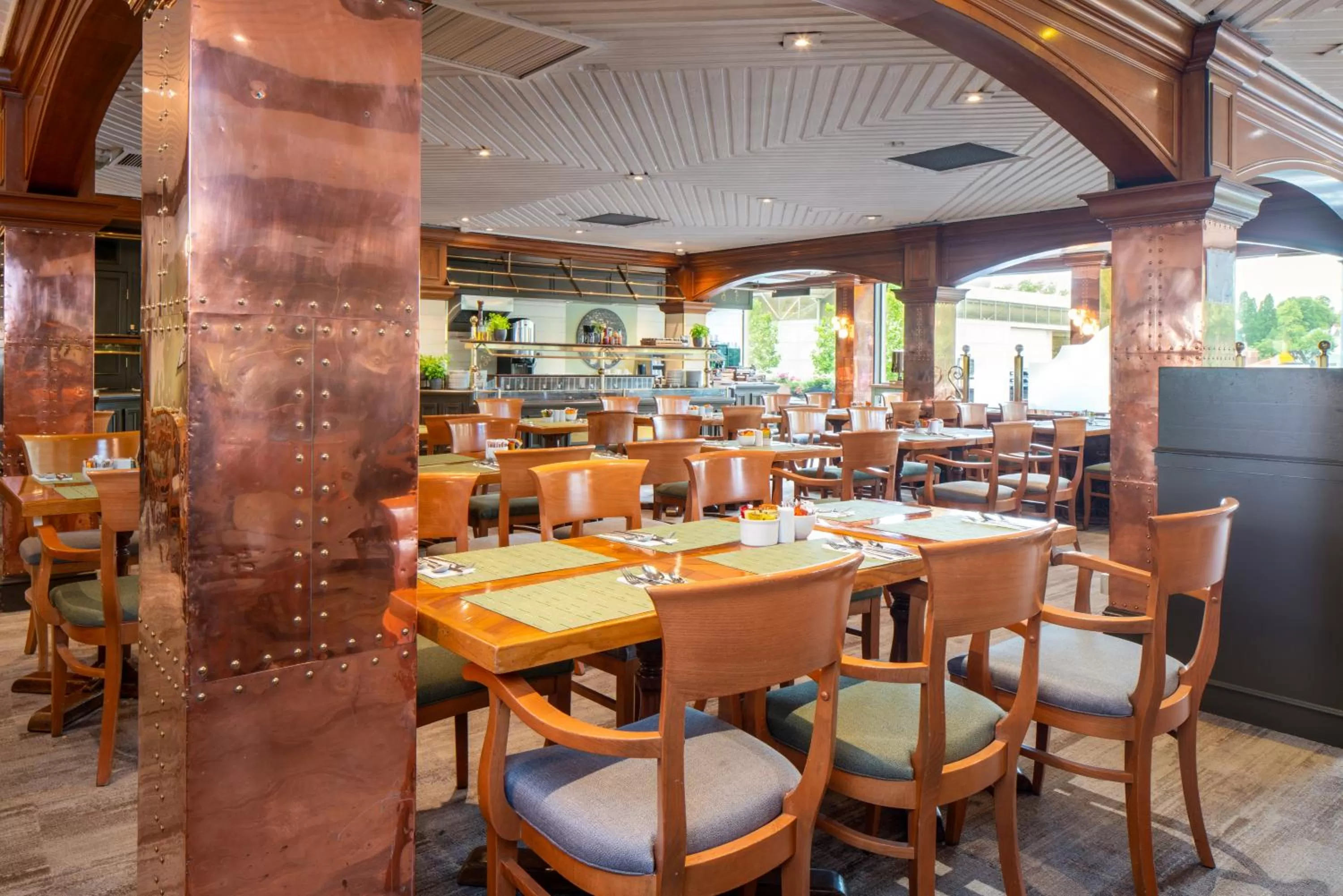 Restaurant/places to eat in Danubius Hotel Regents Park