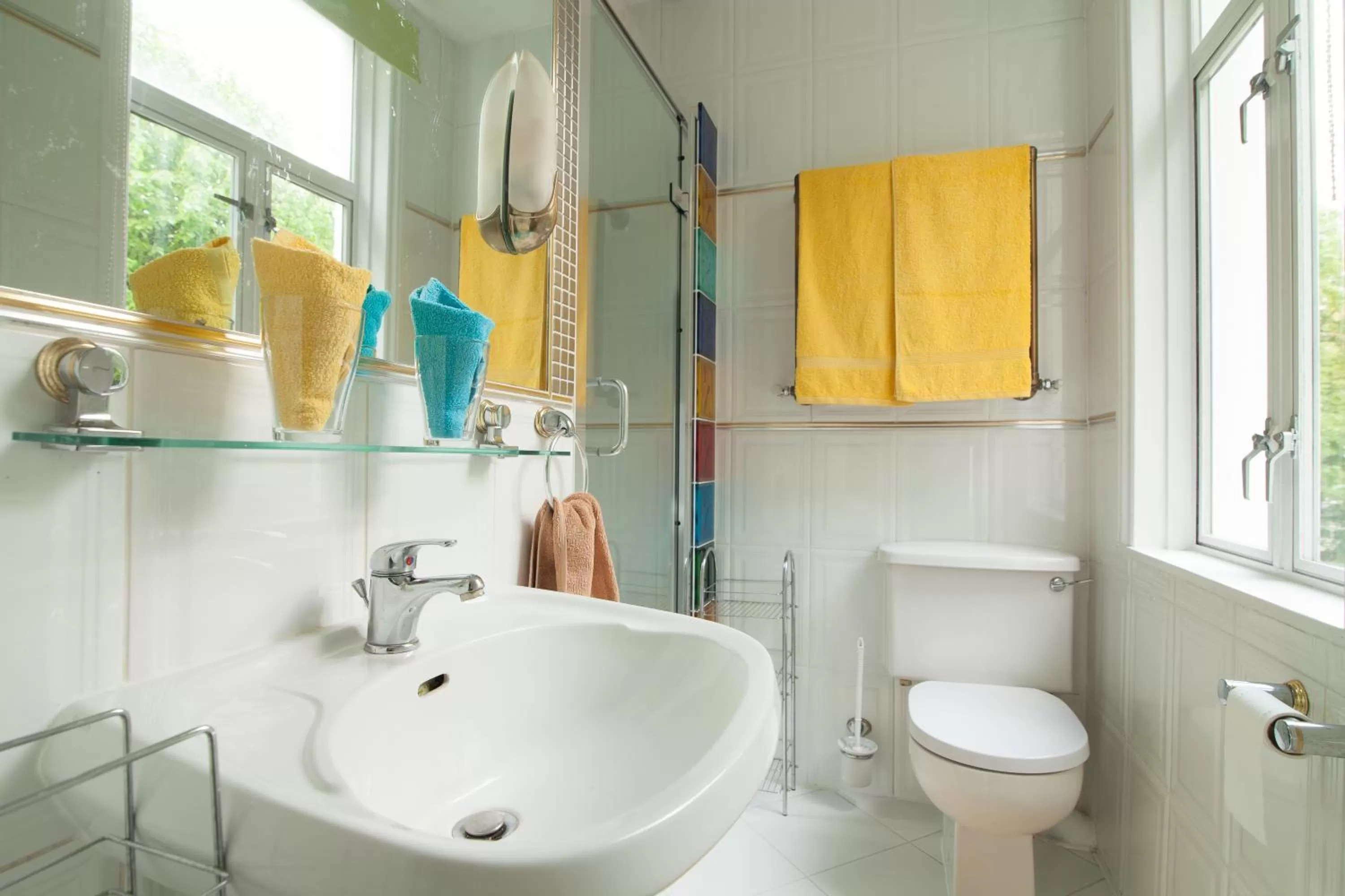 Shower in Dawson Place, Juliette's Bed and Breakfast