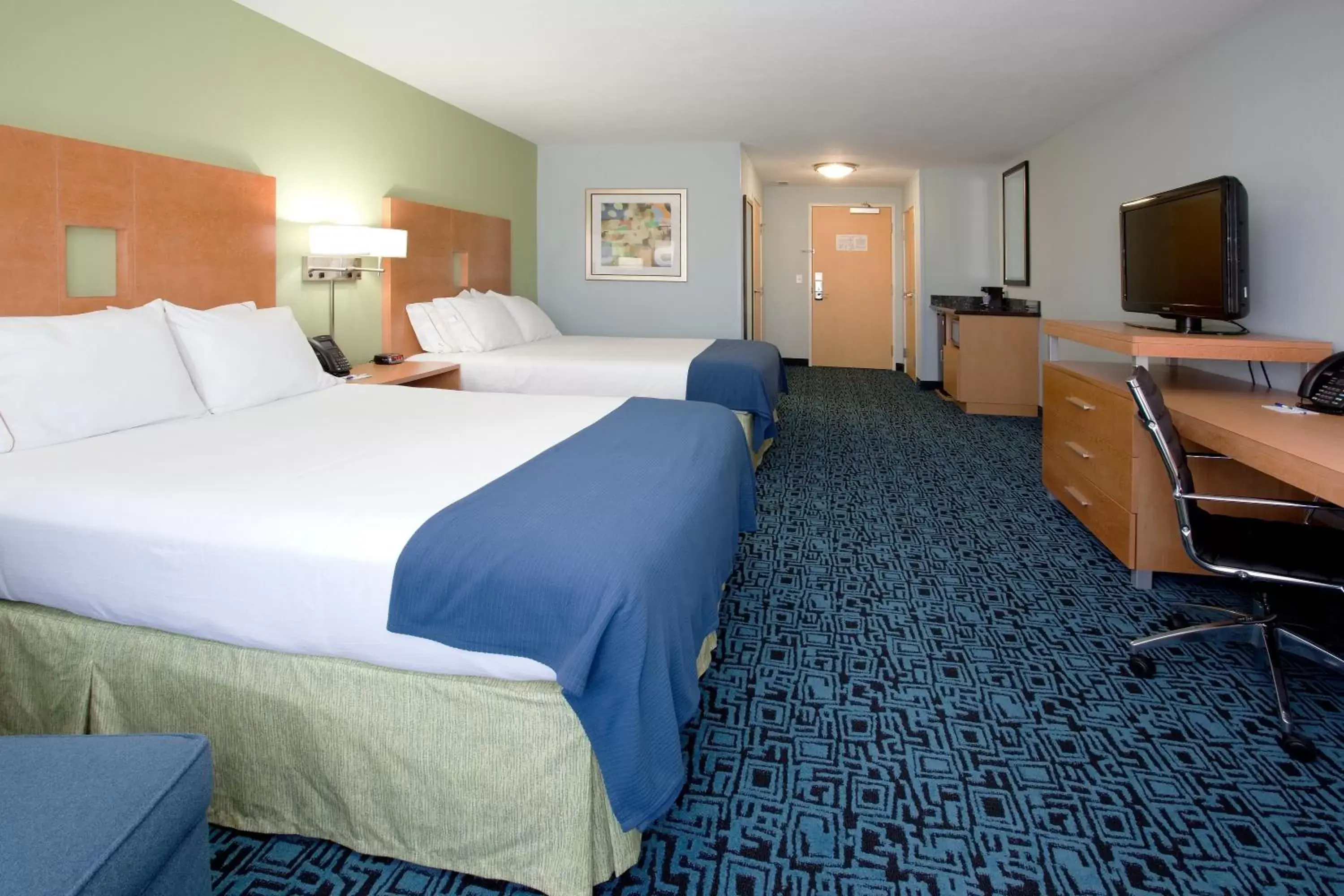 Photo of the whole room, Bed in Holiday Inn Express Hotel & Suites Rock Springs Green River, an IHG Hotel