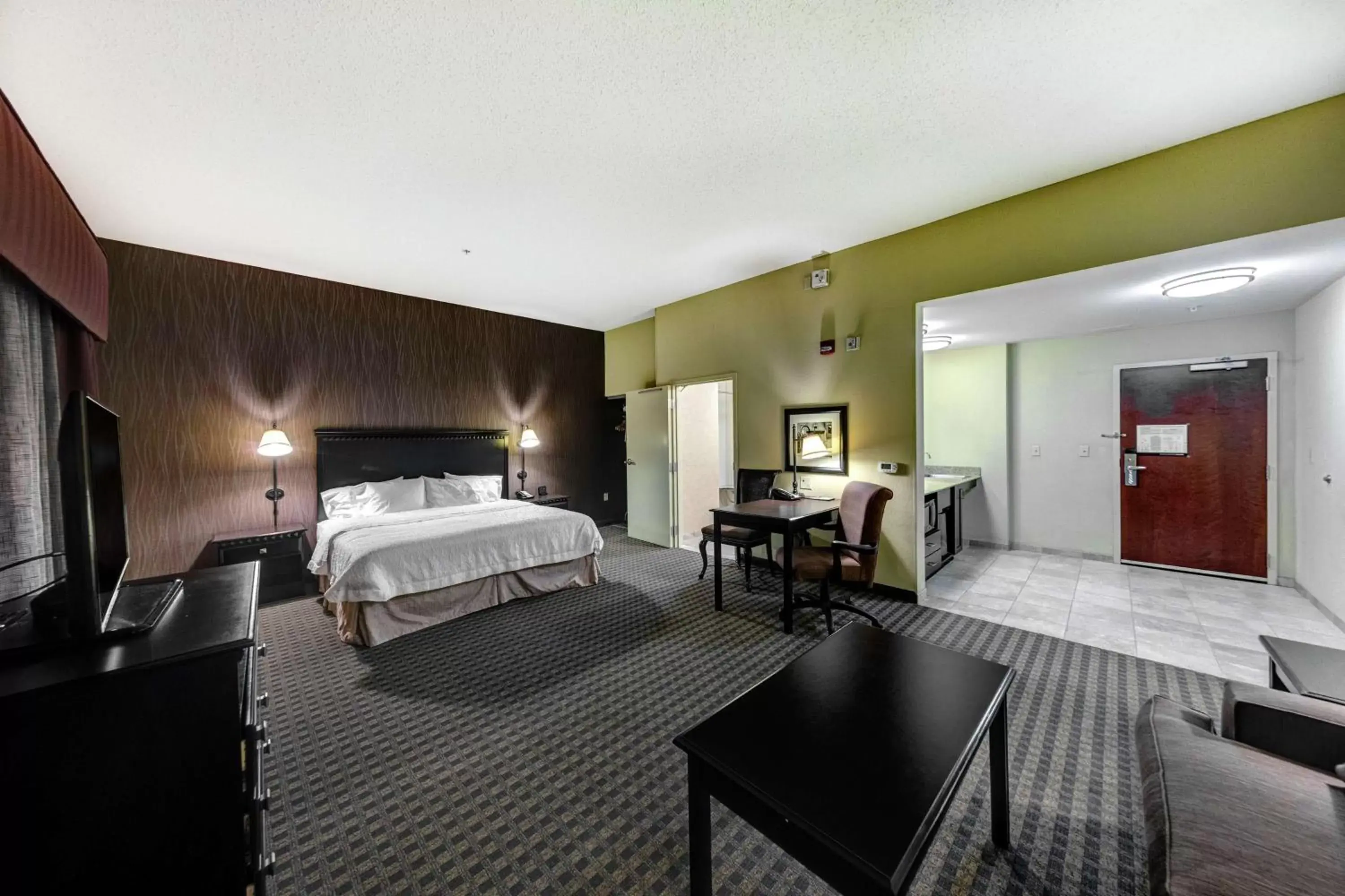 Bedroom in Hampton Inn & Suites Chadds Ford